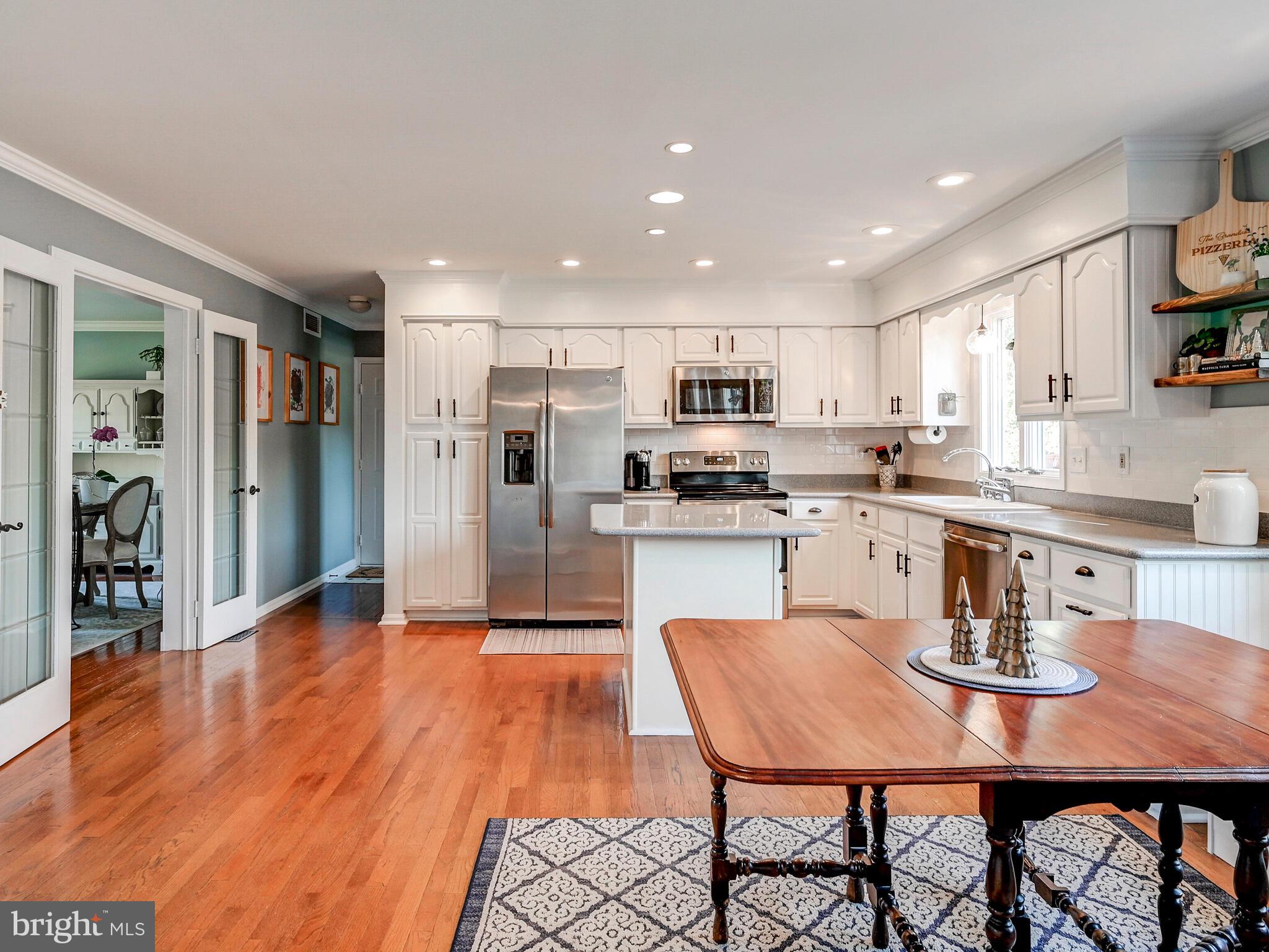 MOUNT HEBRON - Residential