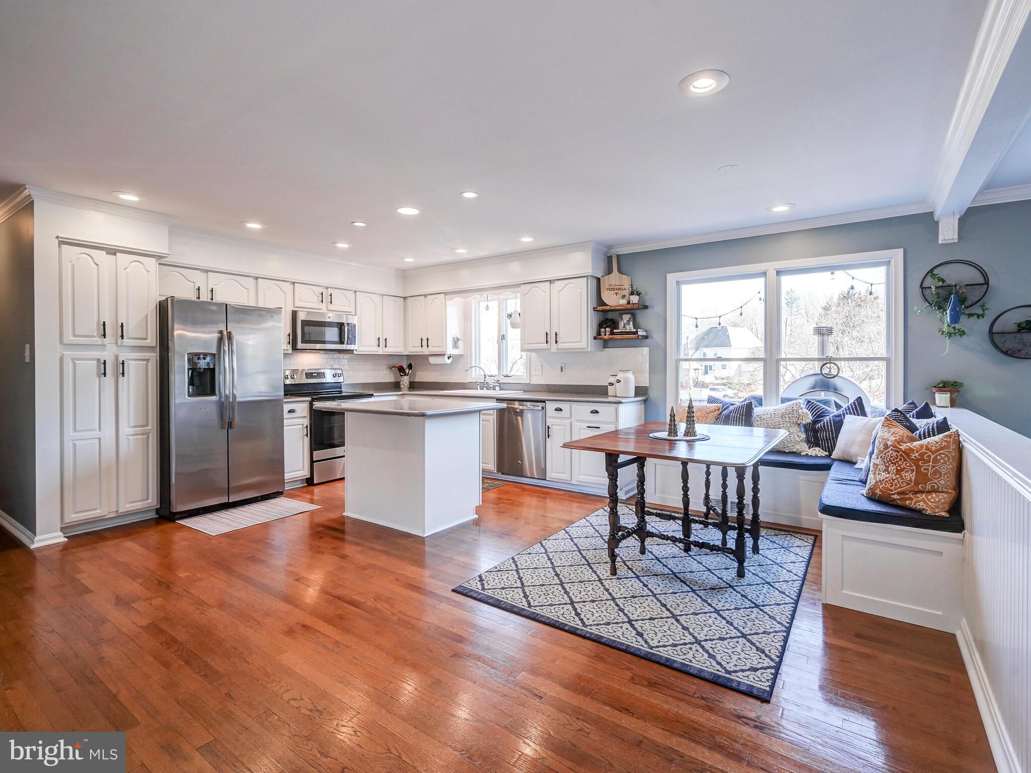 MOUNT HEBRON - Residential