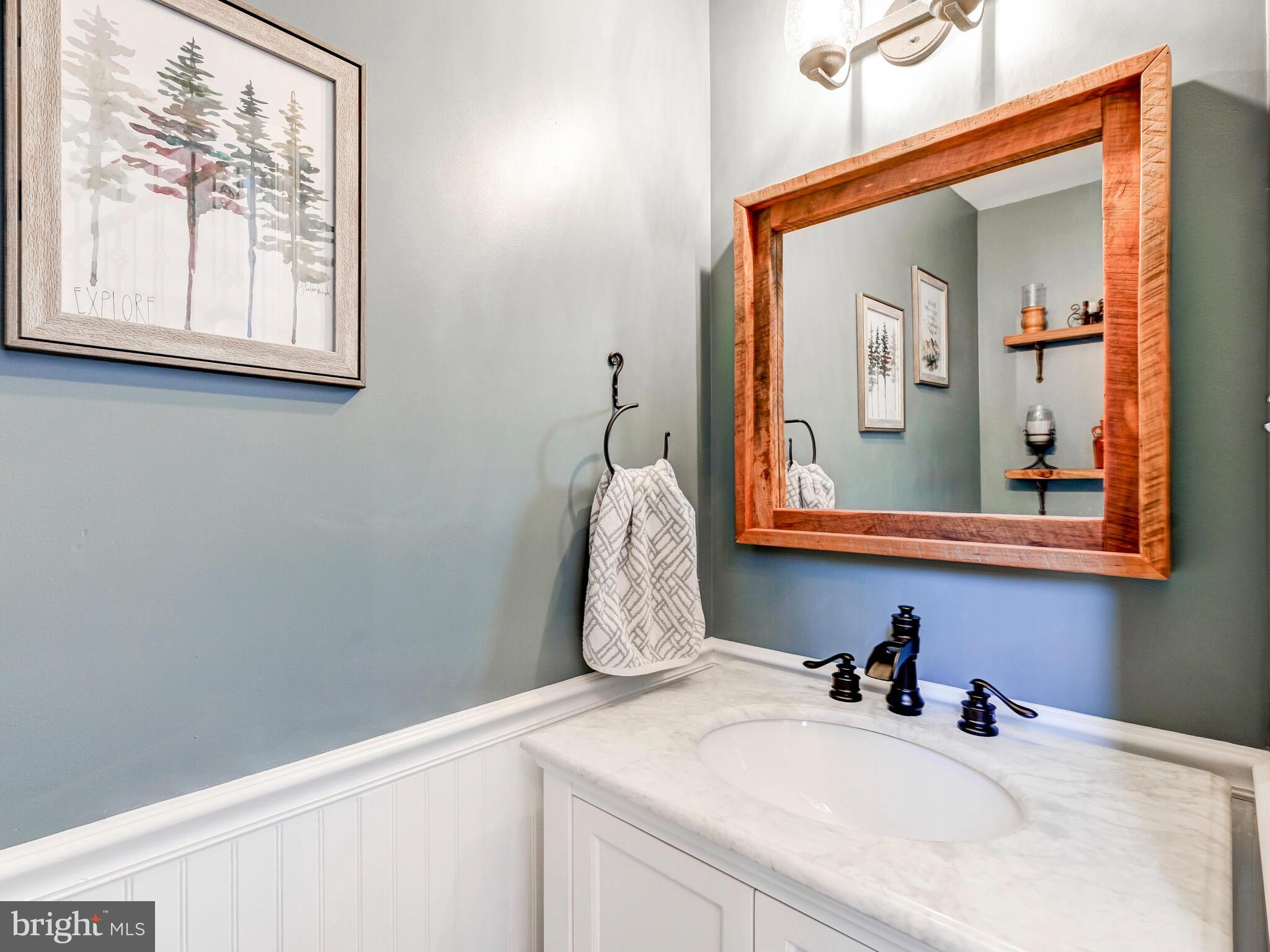 MOUNT HEBRON - Residential