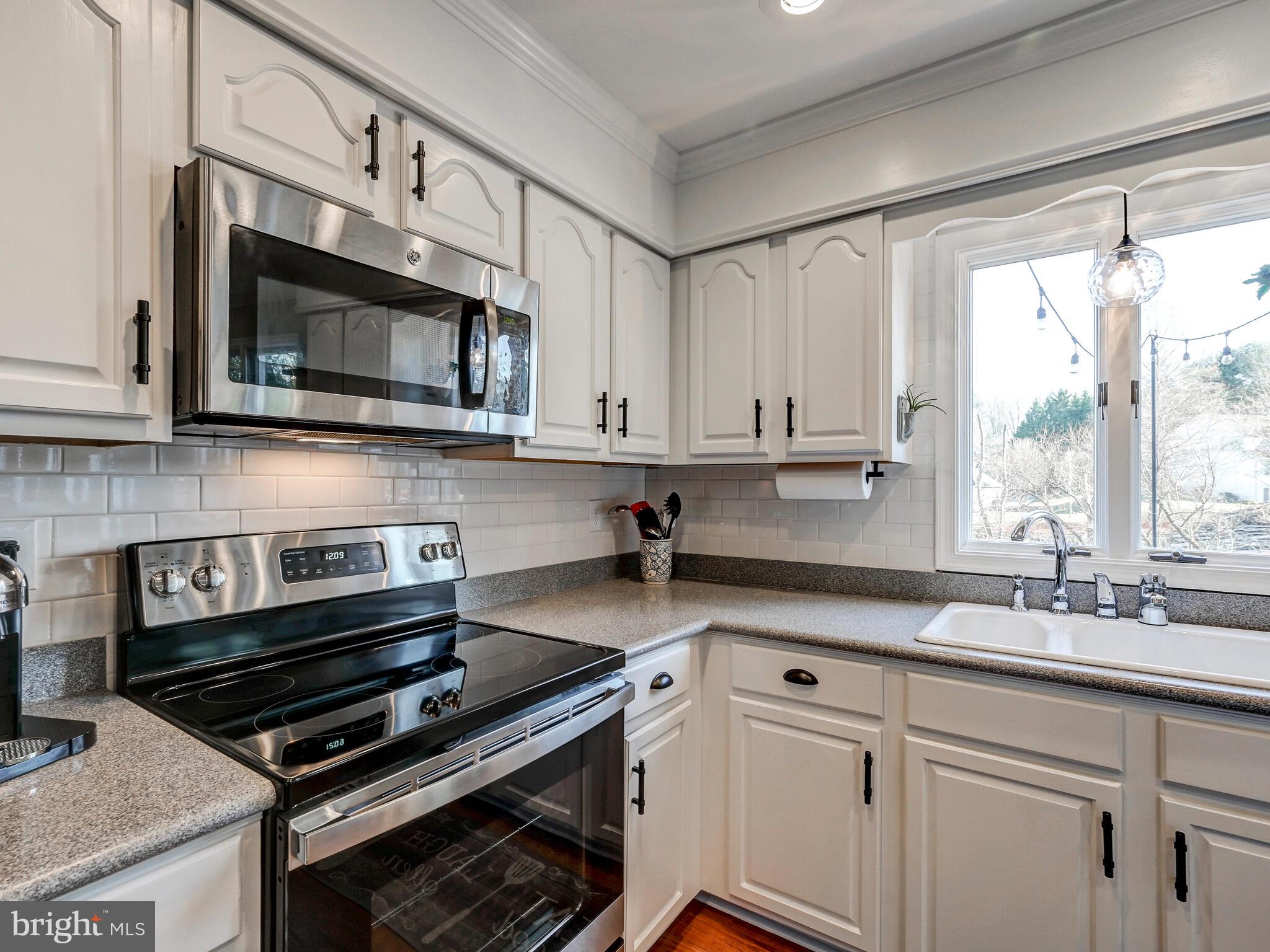 MOUNT HEBRON - Residential