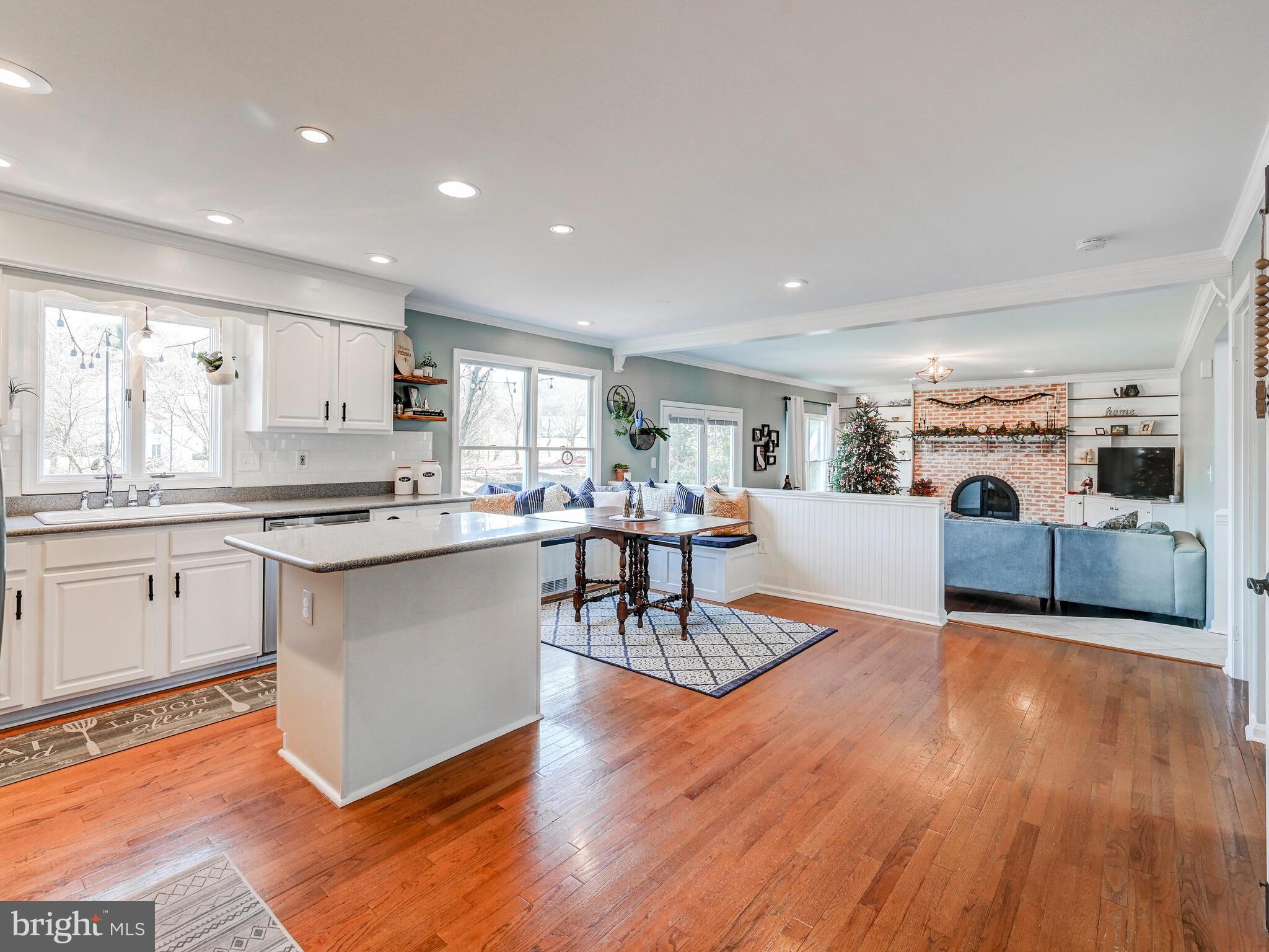 MOUNT HEBRON - Residential