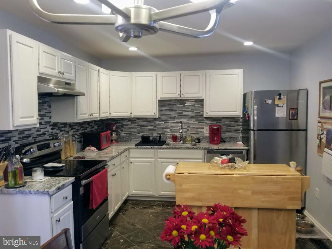 DALE CITY - Residential