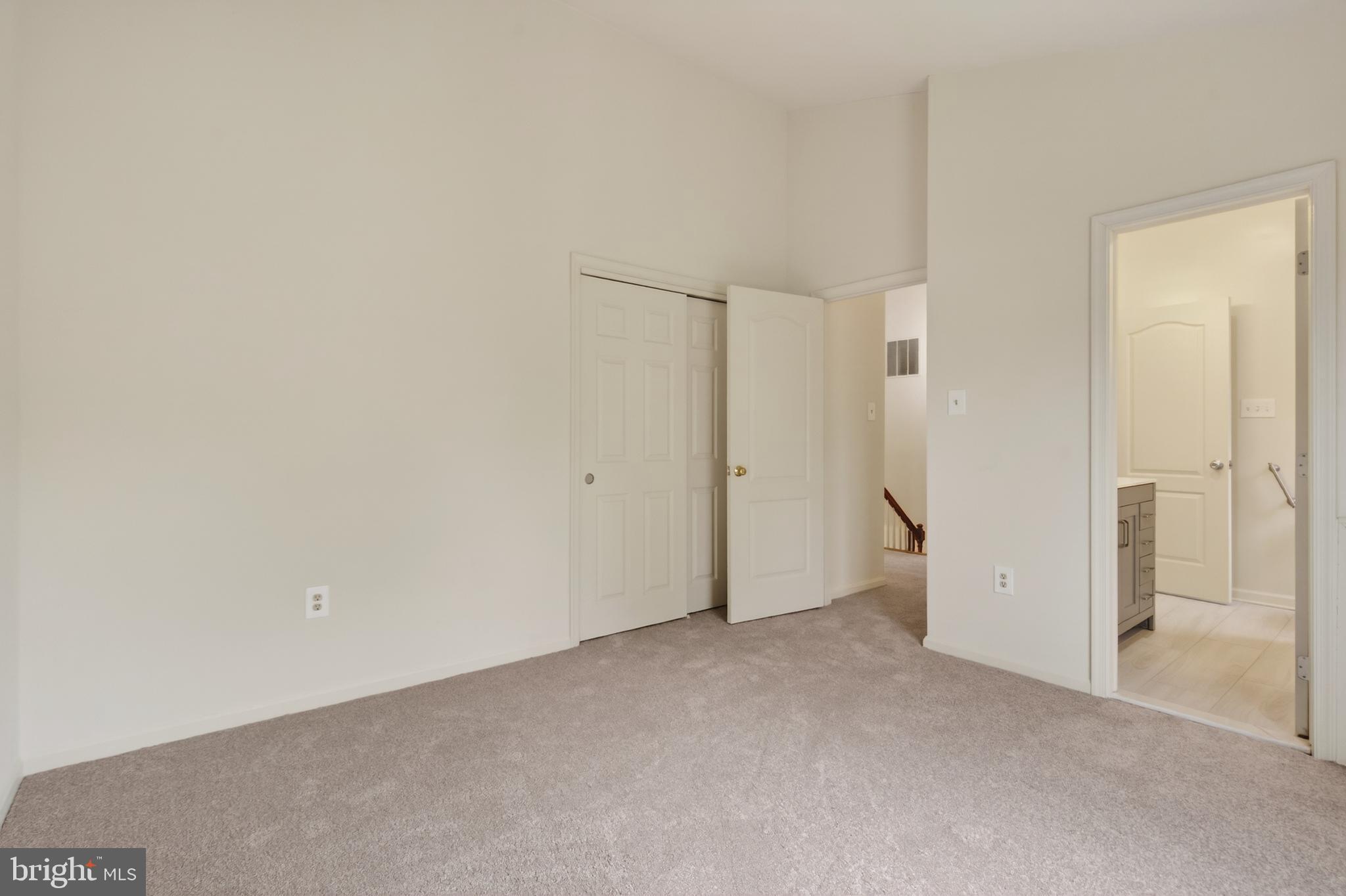 WOODSIDE PARK - Residential