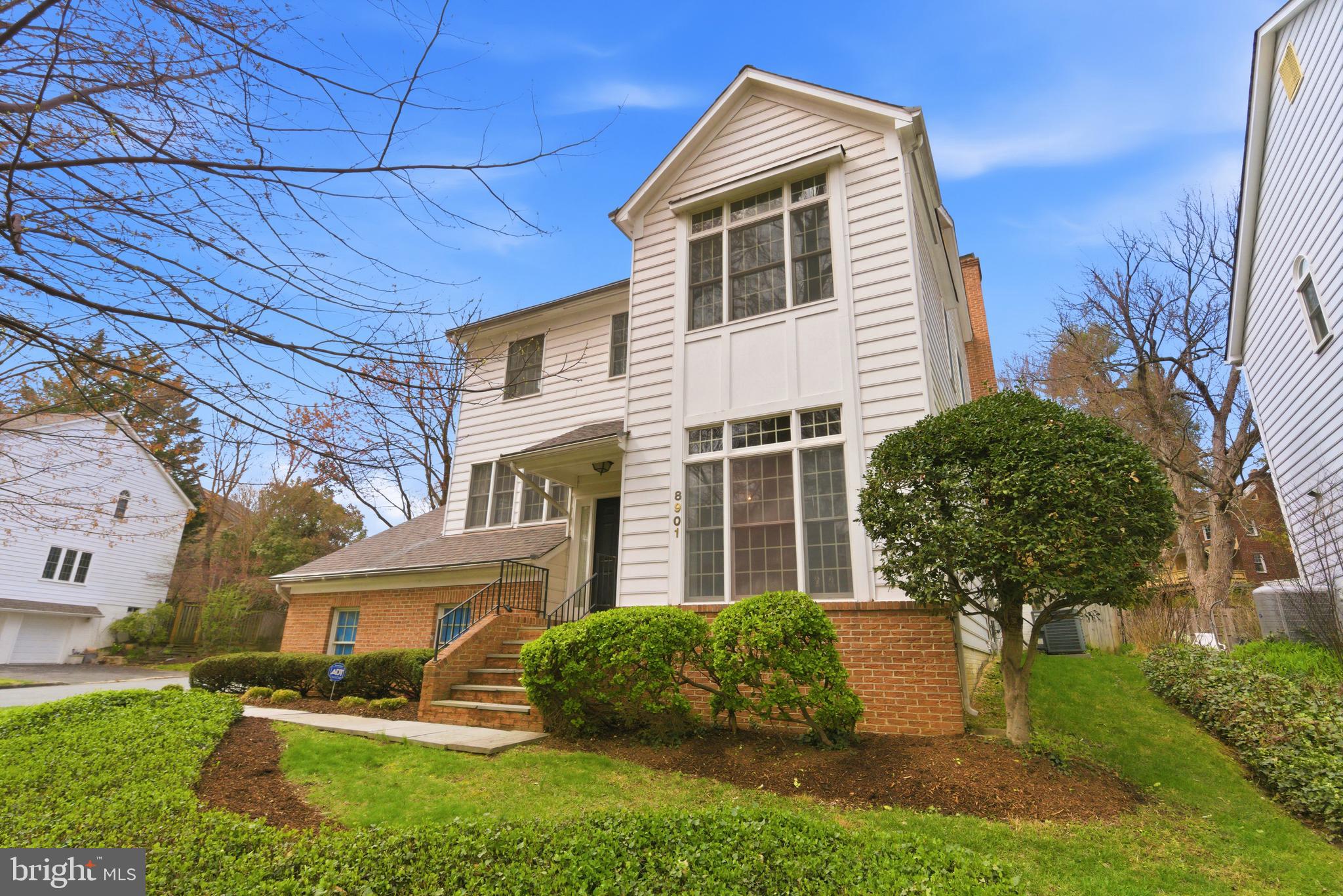 WOODSIDE PARK - Residential