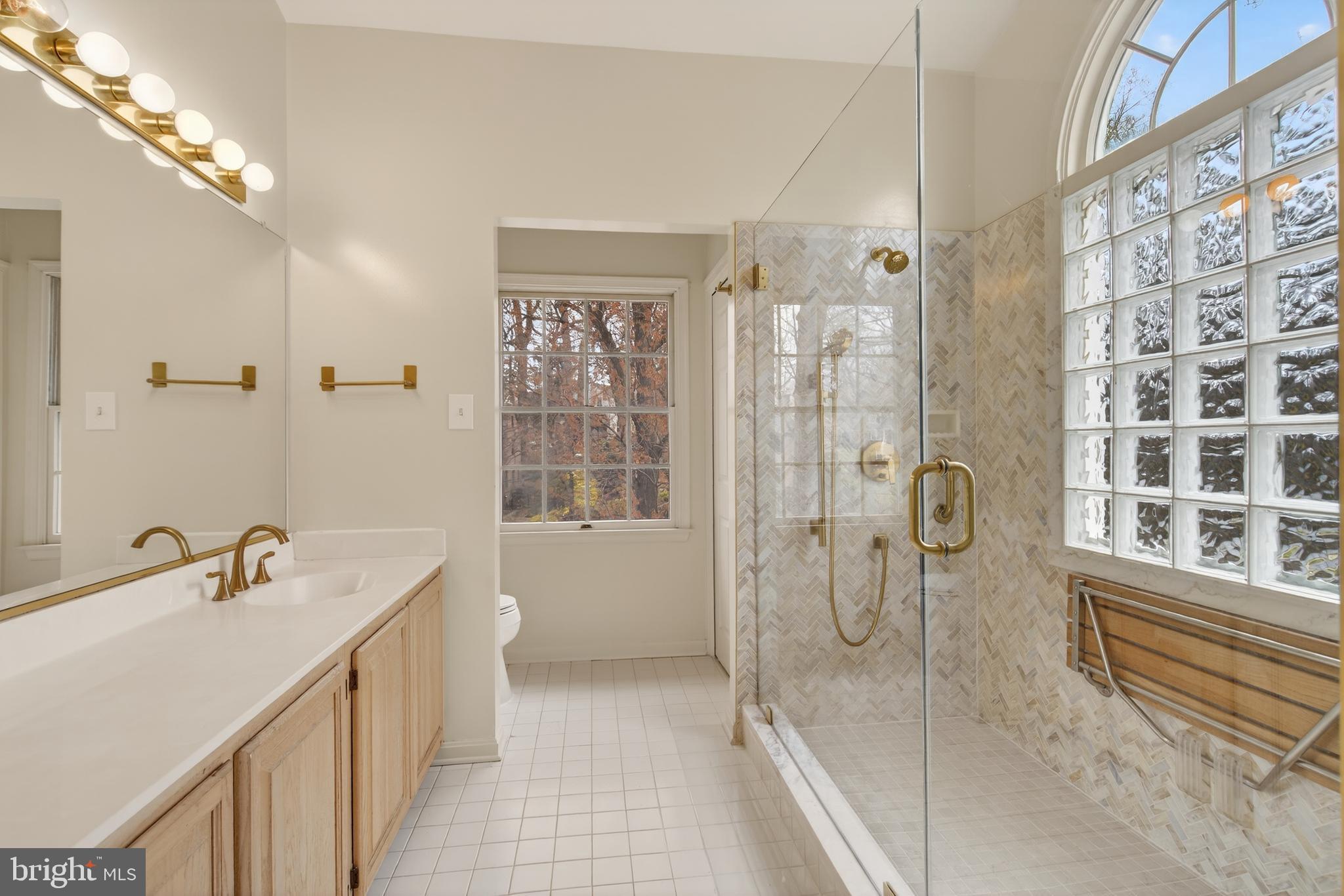 WOODSIDE PARK - Residential