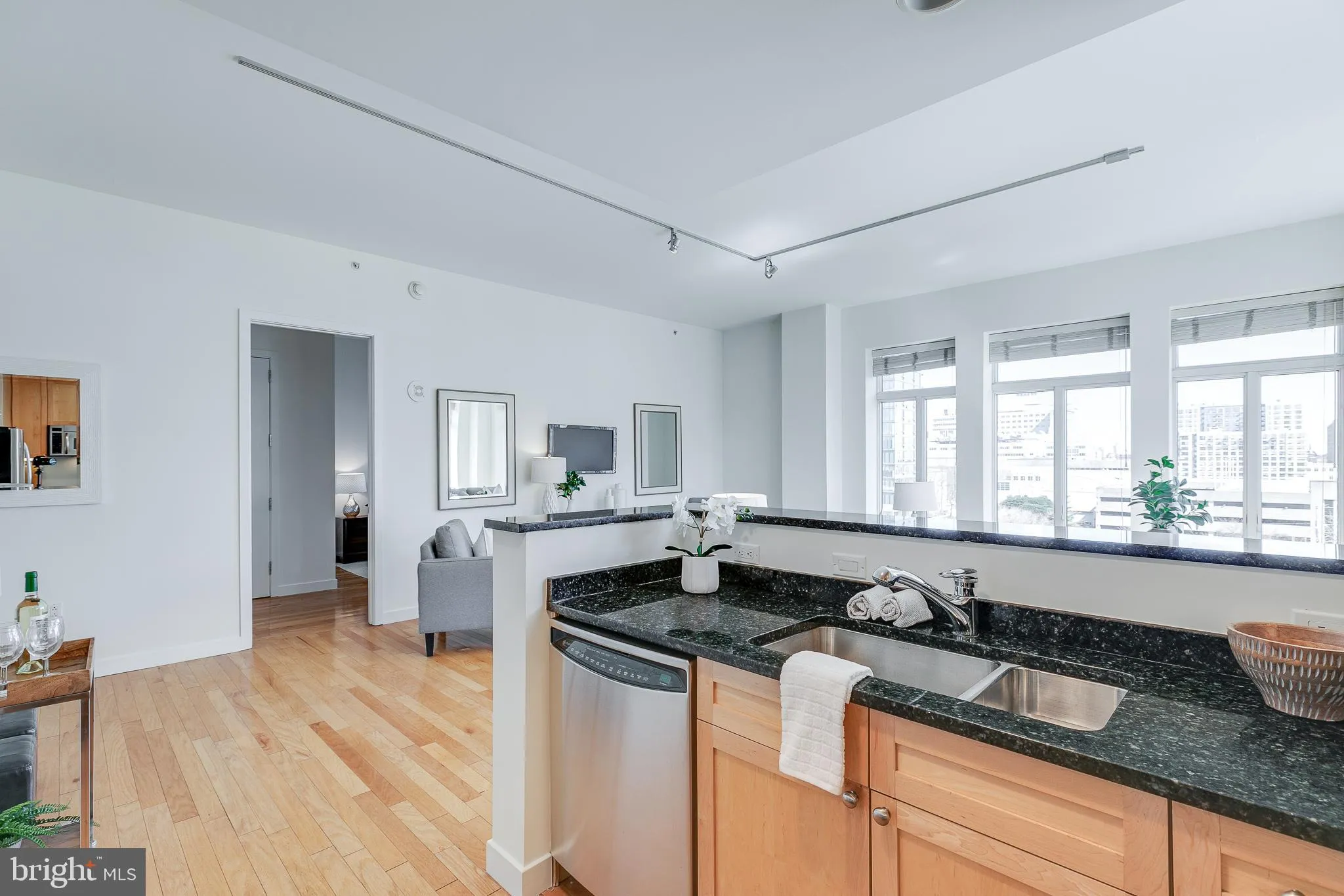 Philadelphia, Pennsylvania 19130, United States, 2 Bedrooms Bedrooms, ,2 BathroomsBathrooms,Residential,Coming Soon,227931