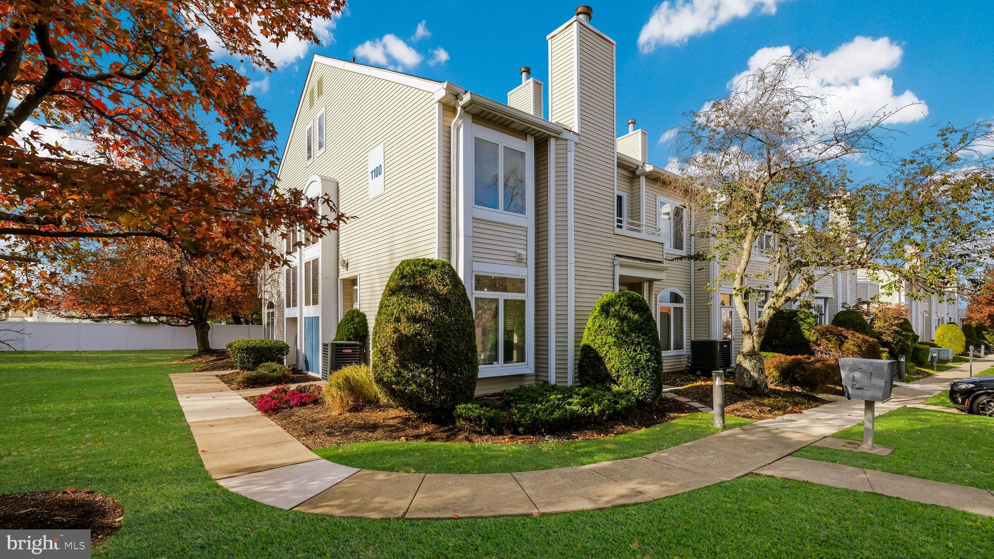 MONTGOMERY PLACE - Residential