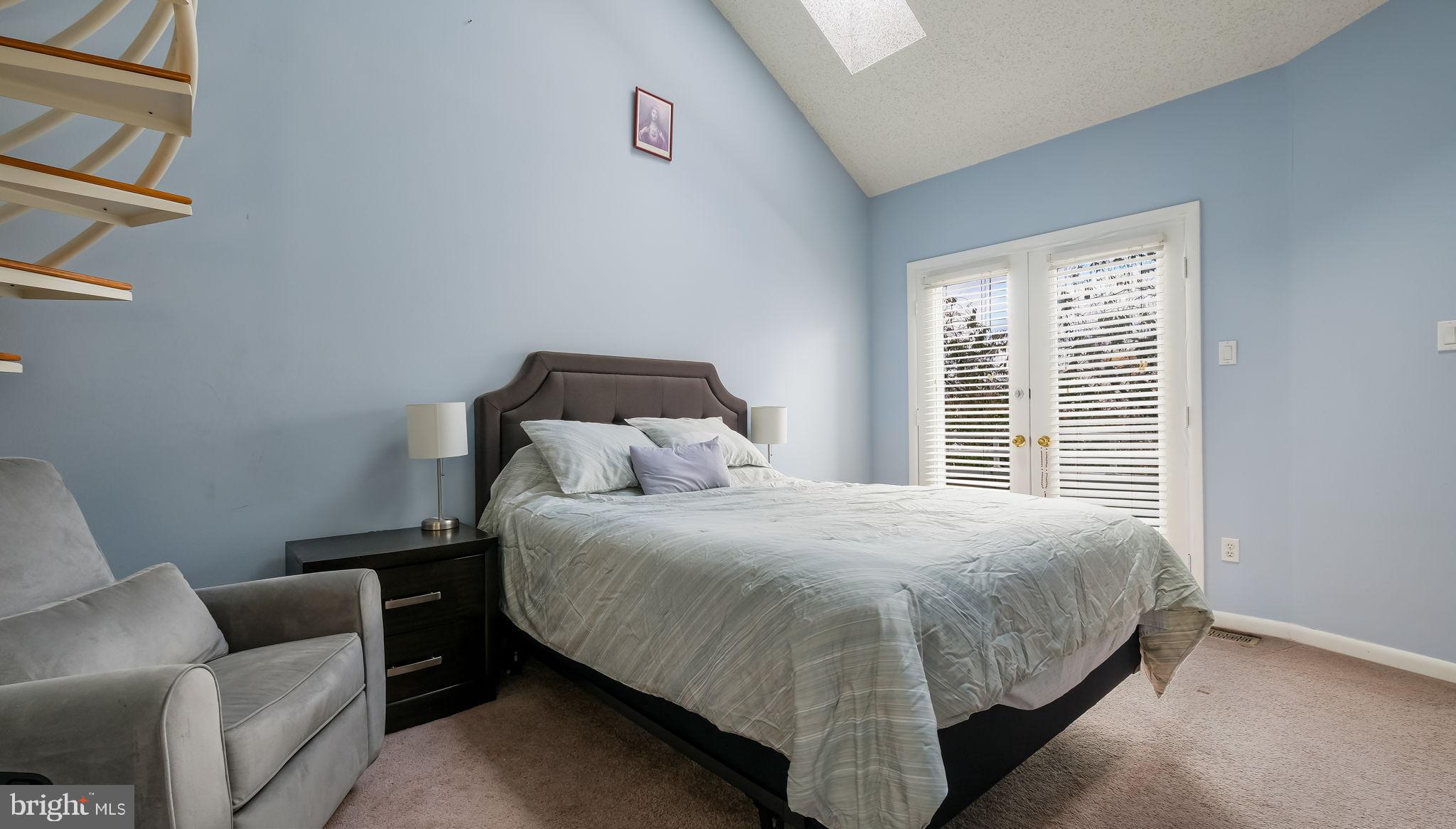 MONTGOMERY PLACE - Residential