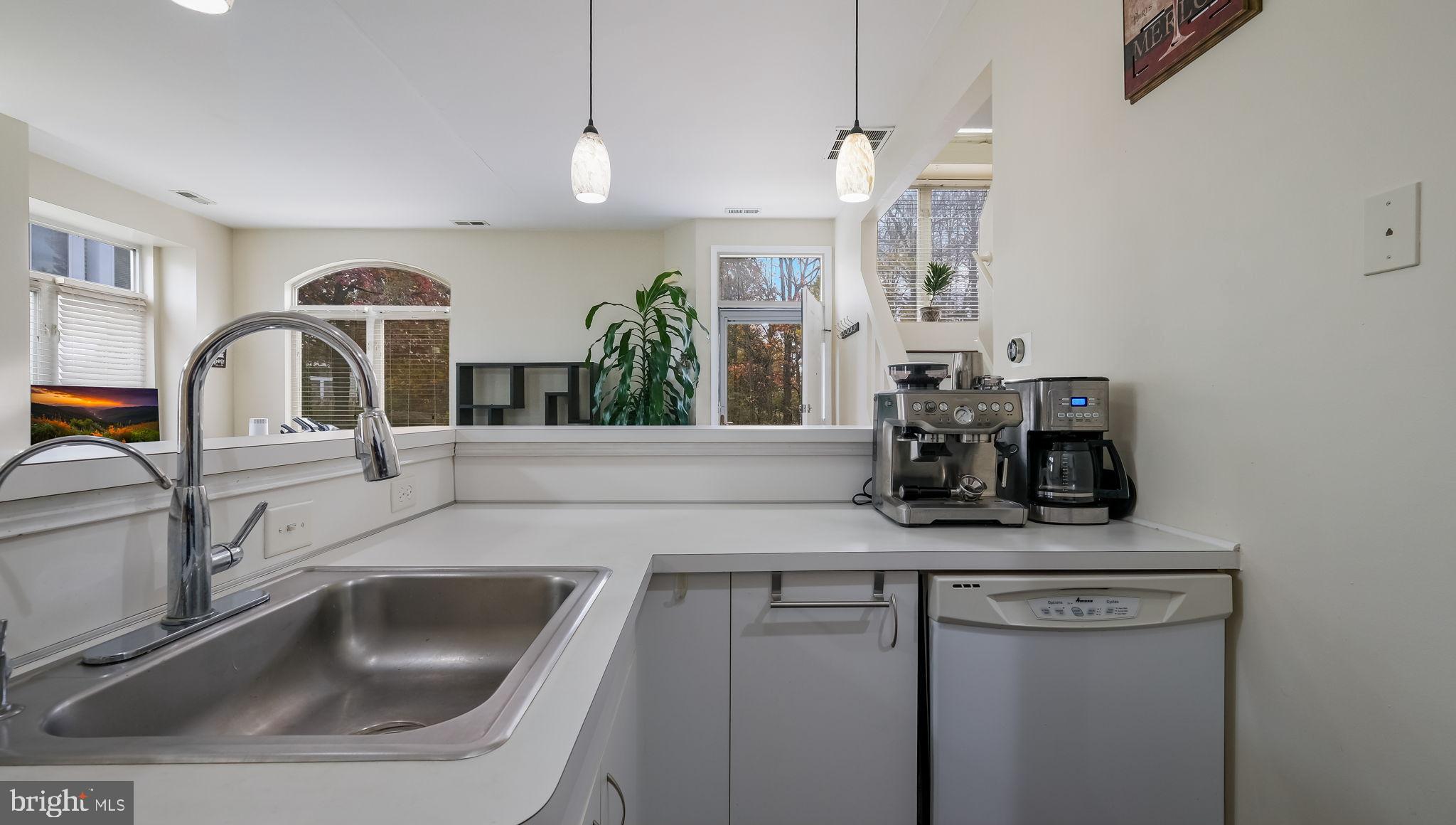 MONTGOMERY PLACE - Residential