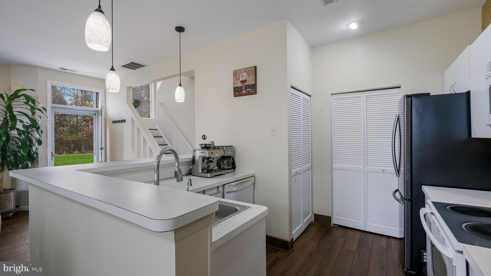 MONTGOMERY PLACE - Residential