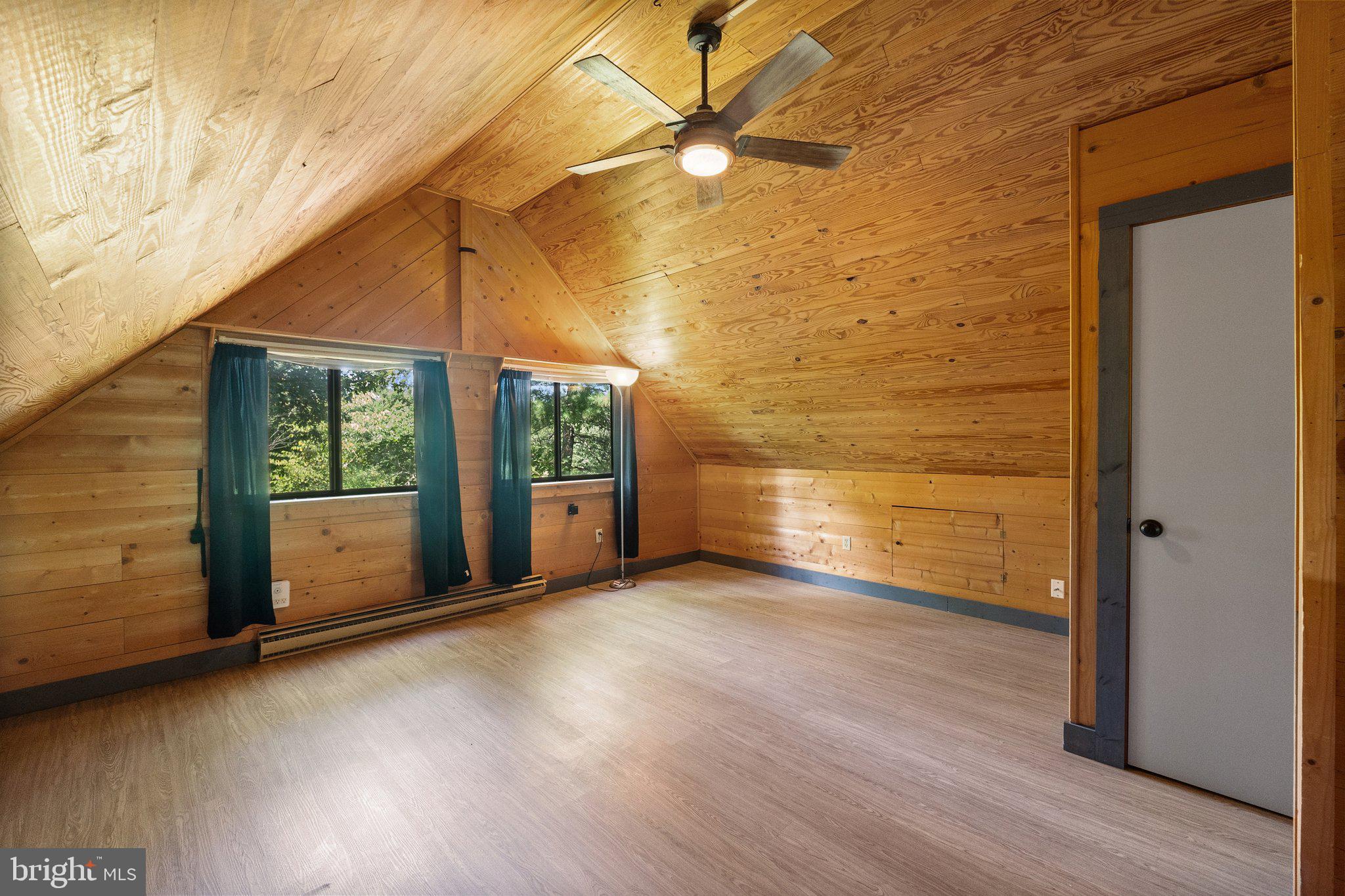 GLENWOOD FOREST - Residential