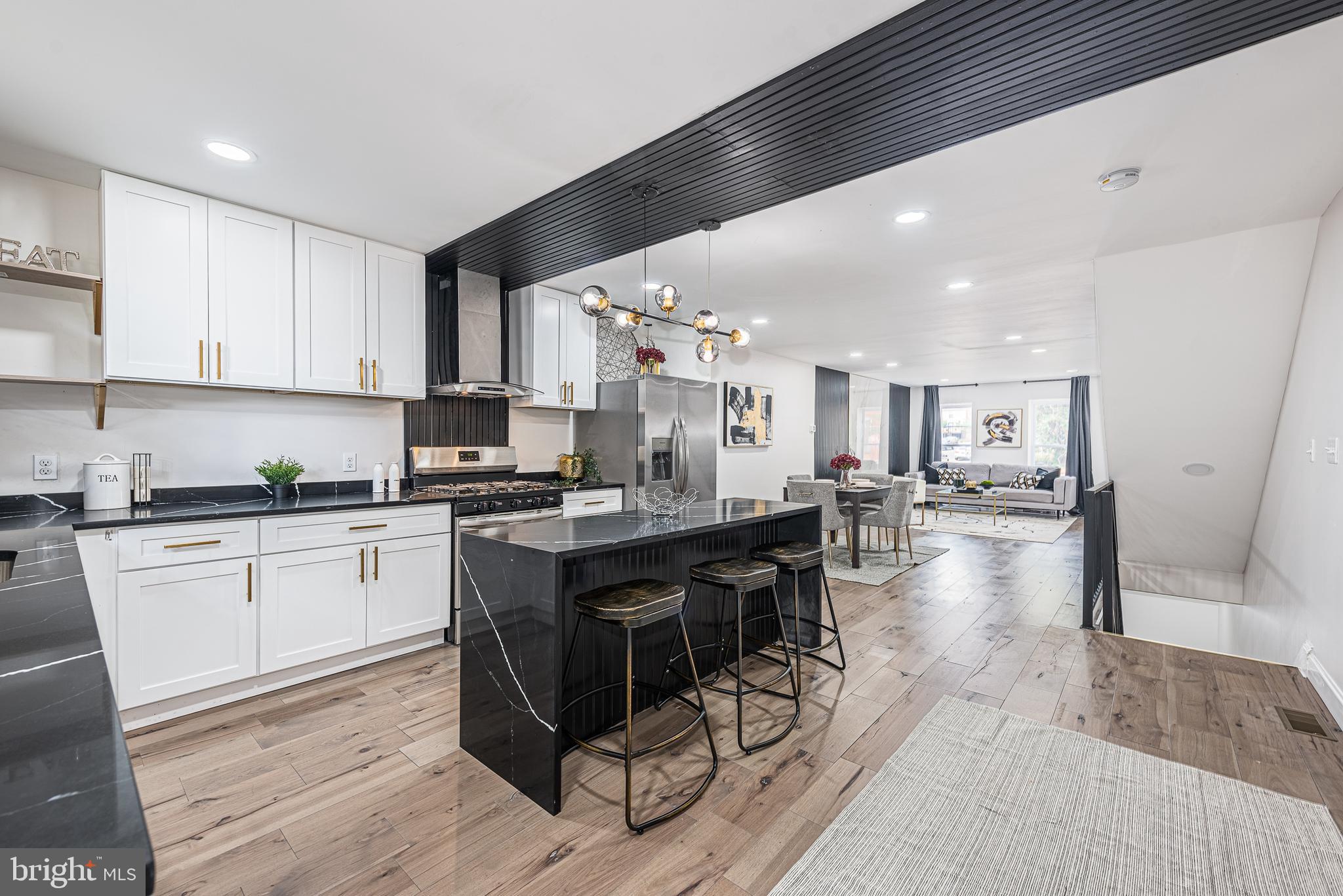 FRANKLIN SQUARE HISTORIC DISTRICT - Residential