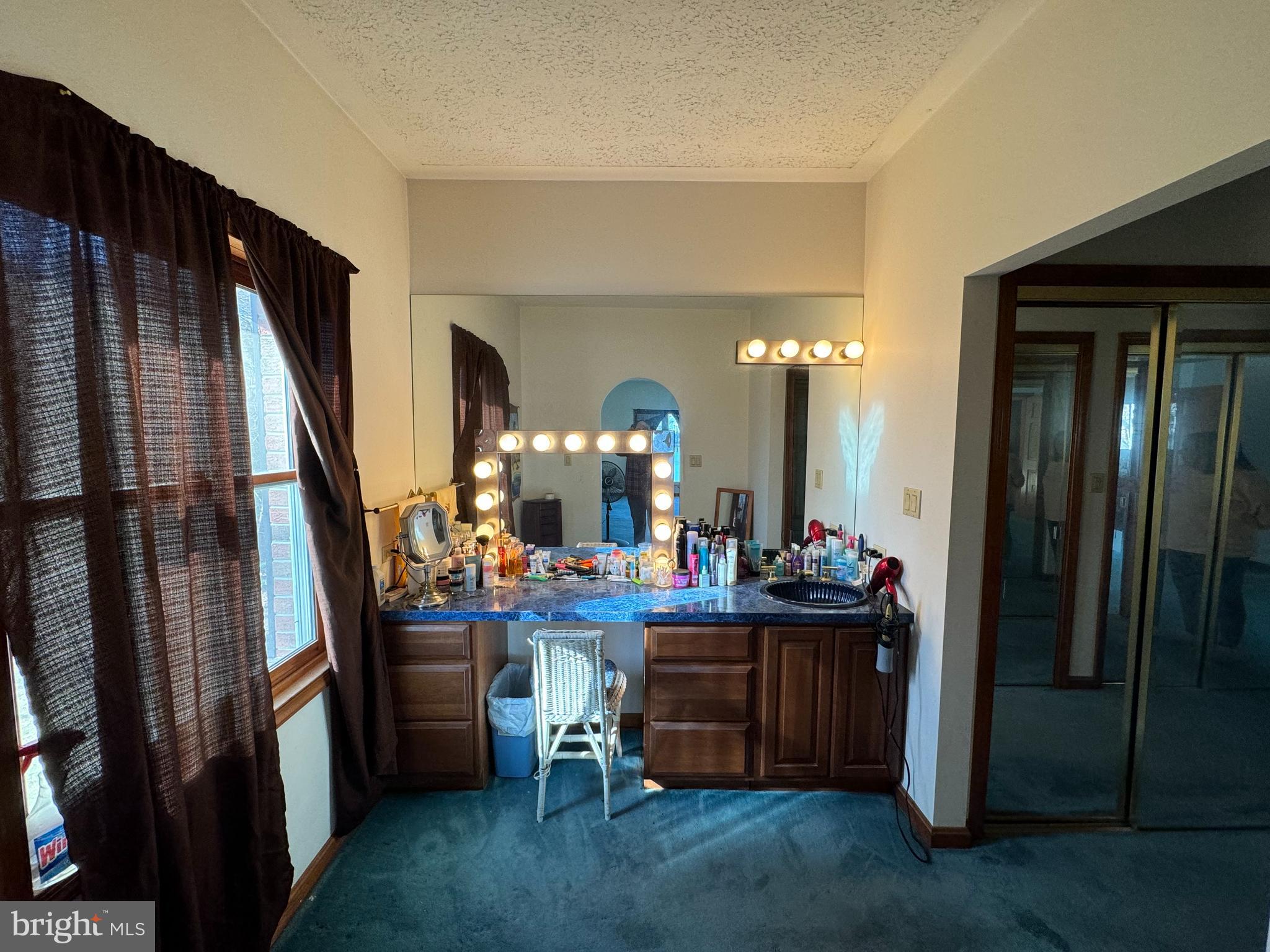 REGULARS - Residential