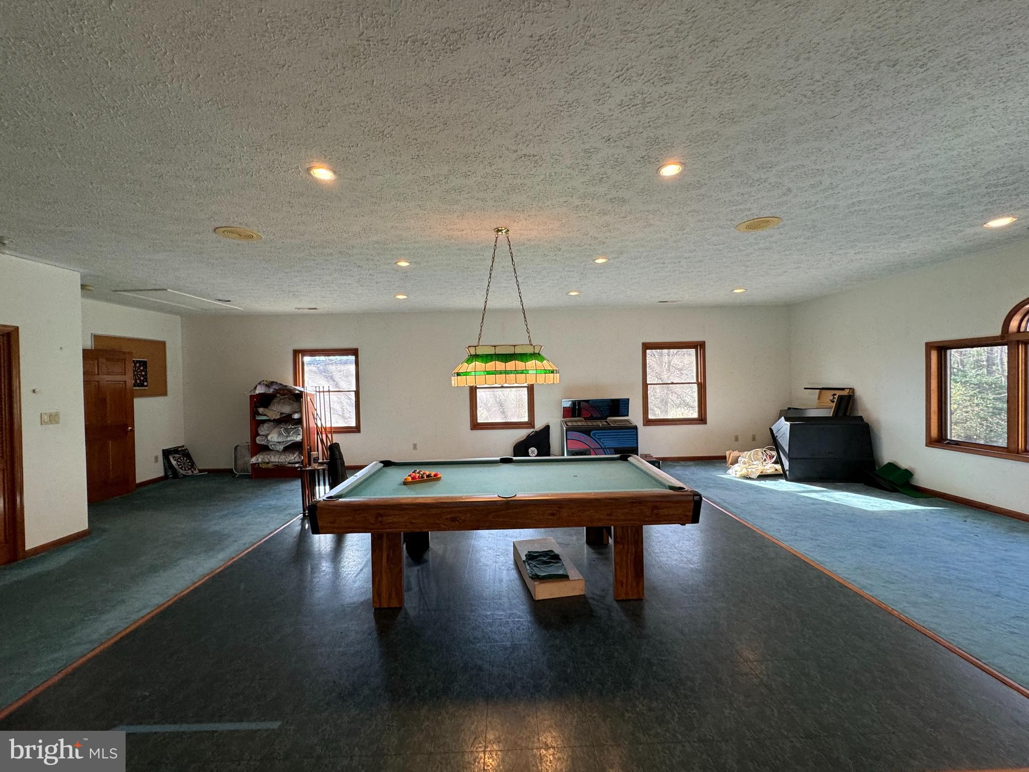 REGULARS - Residential