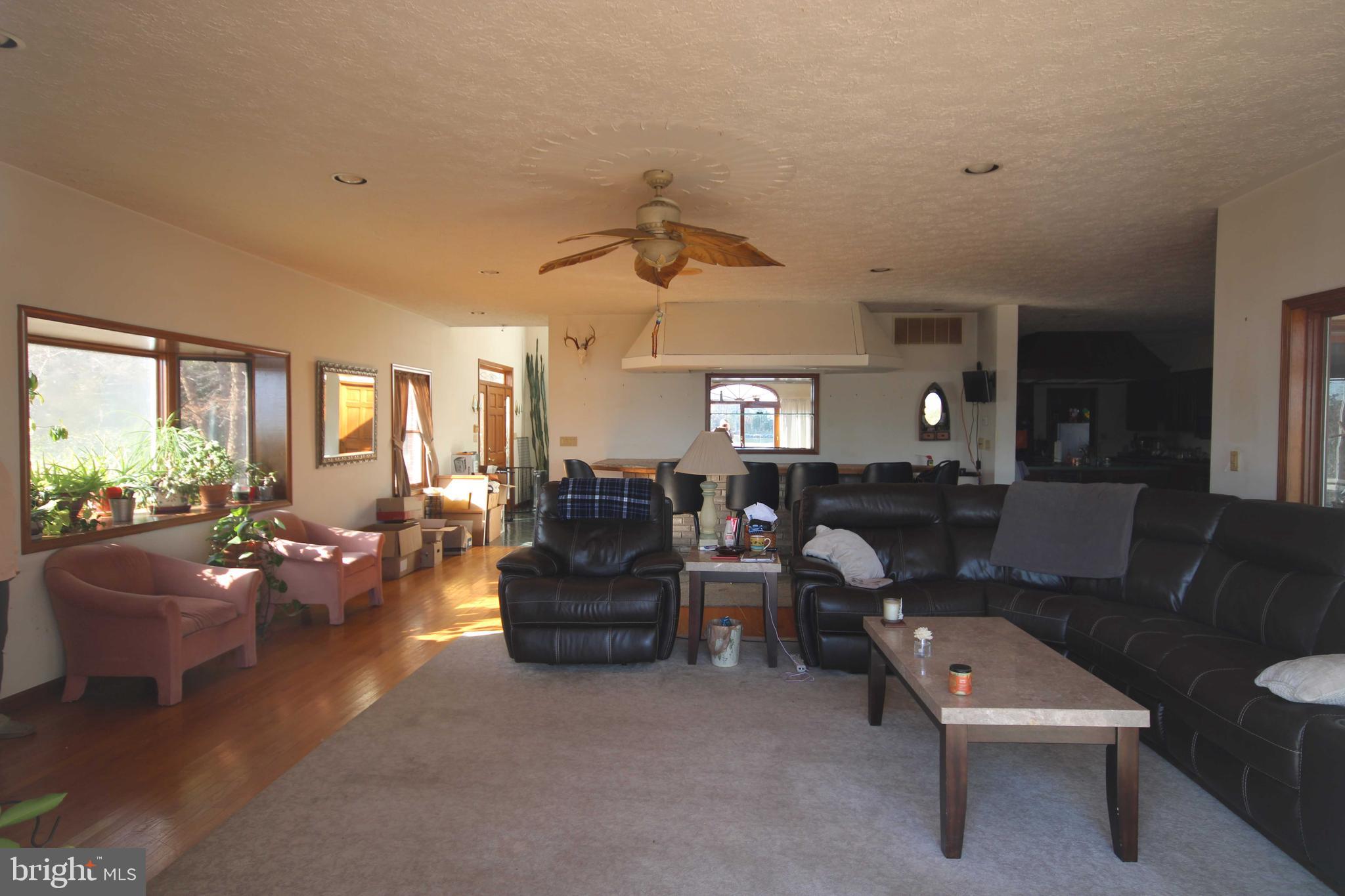 REGULARS - Residential