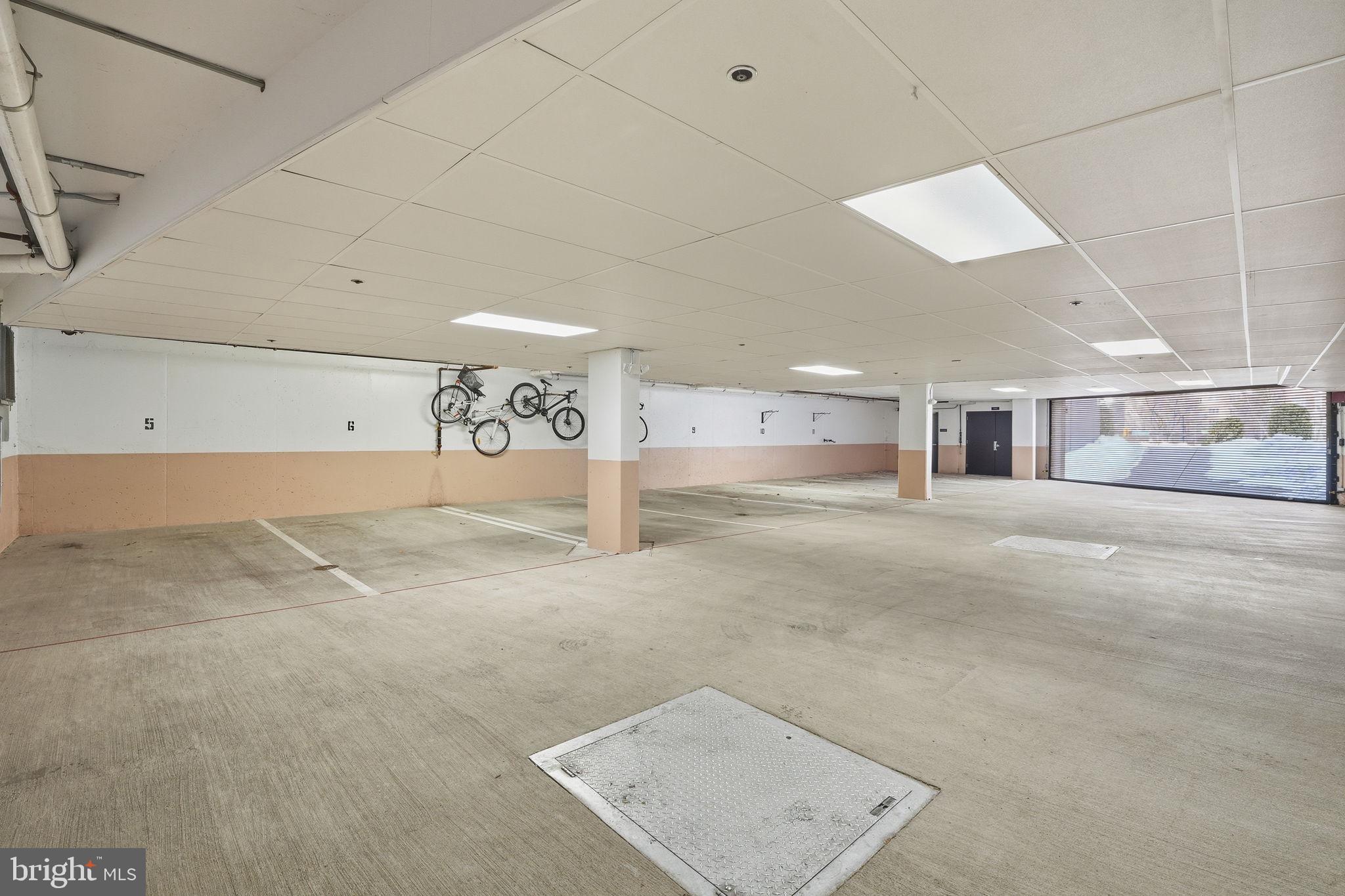 LYON VILLAGE - Residential