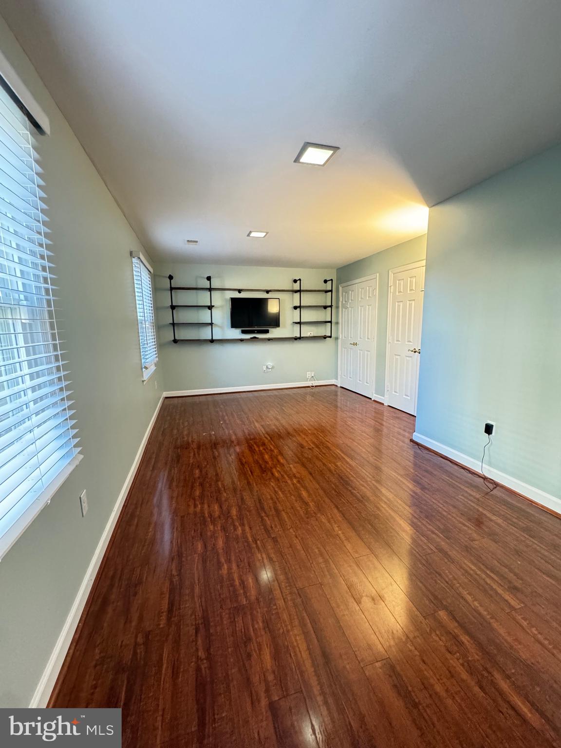 KINGSTOWNE - Residential Lease