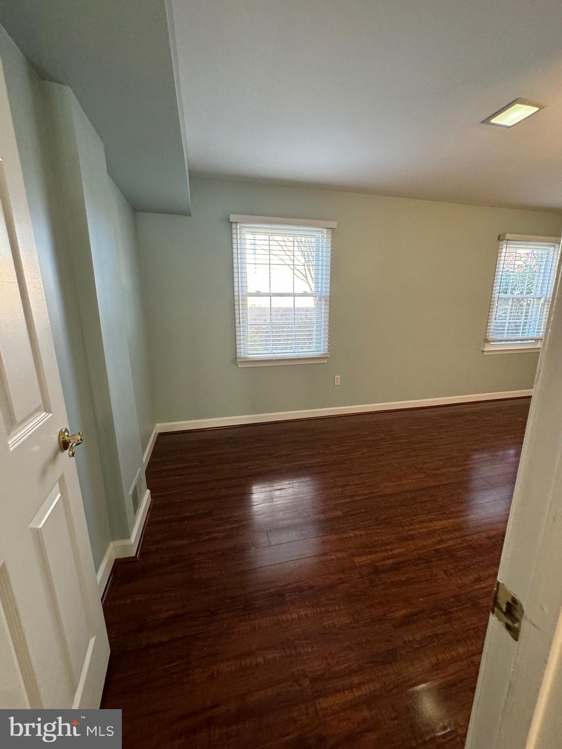 KINGSTOWNE - Residential Lease