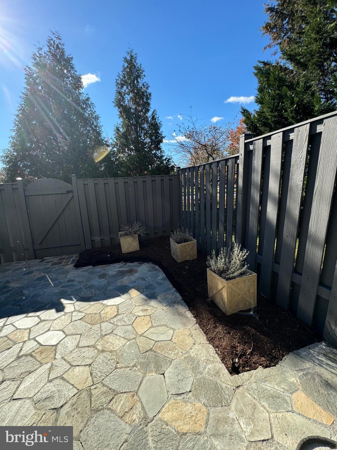 KINGSTOWNE - Residential Lease