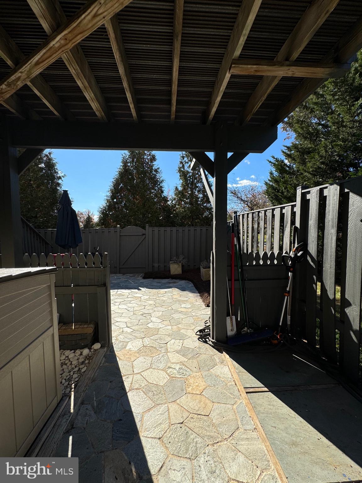 KINGSTOWNE - Residential Lease