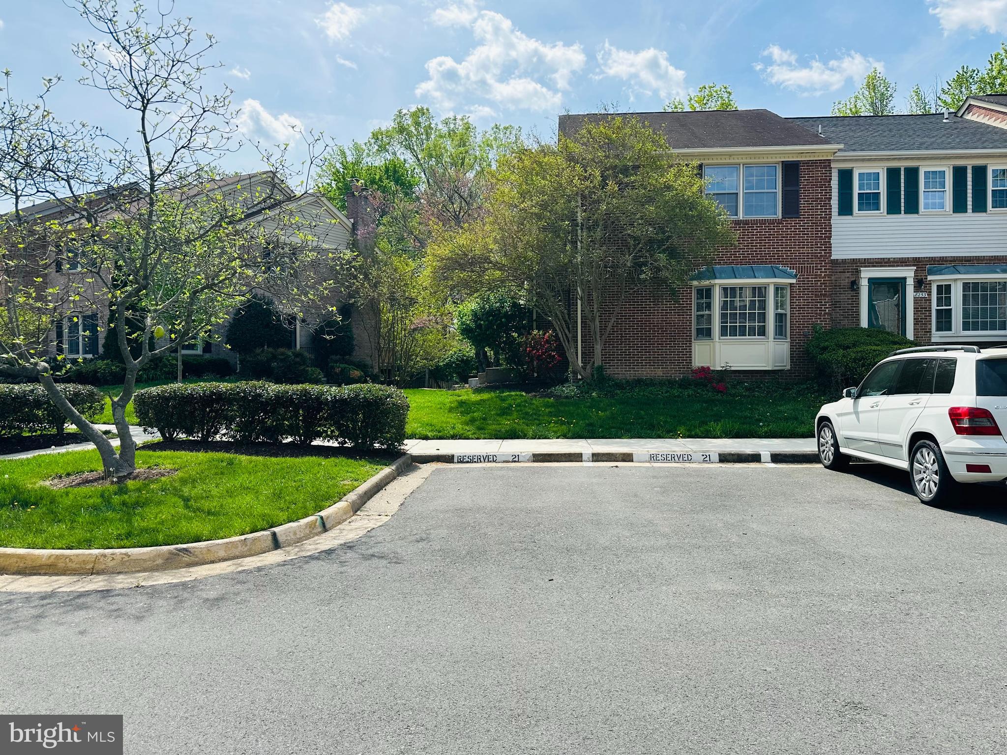 HUNTINGTON AT MT VERNON - Residential Lease