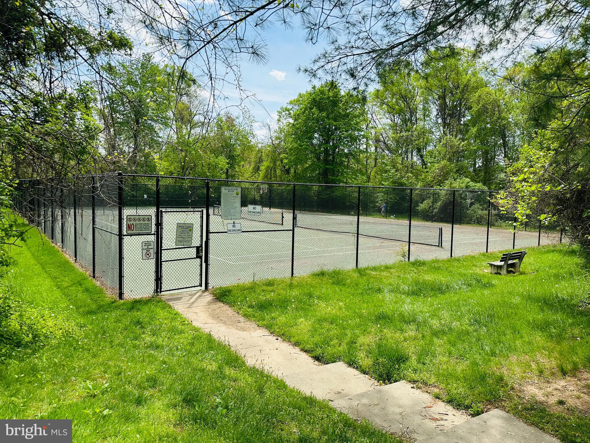 HUNTINGTON AT MT VERNON - Residential Lease