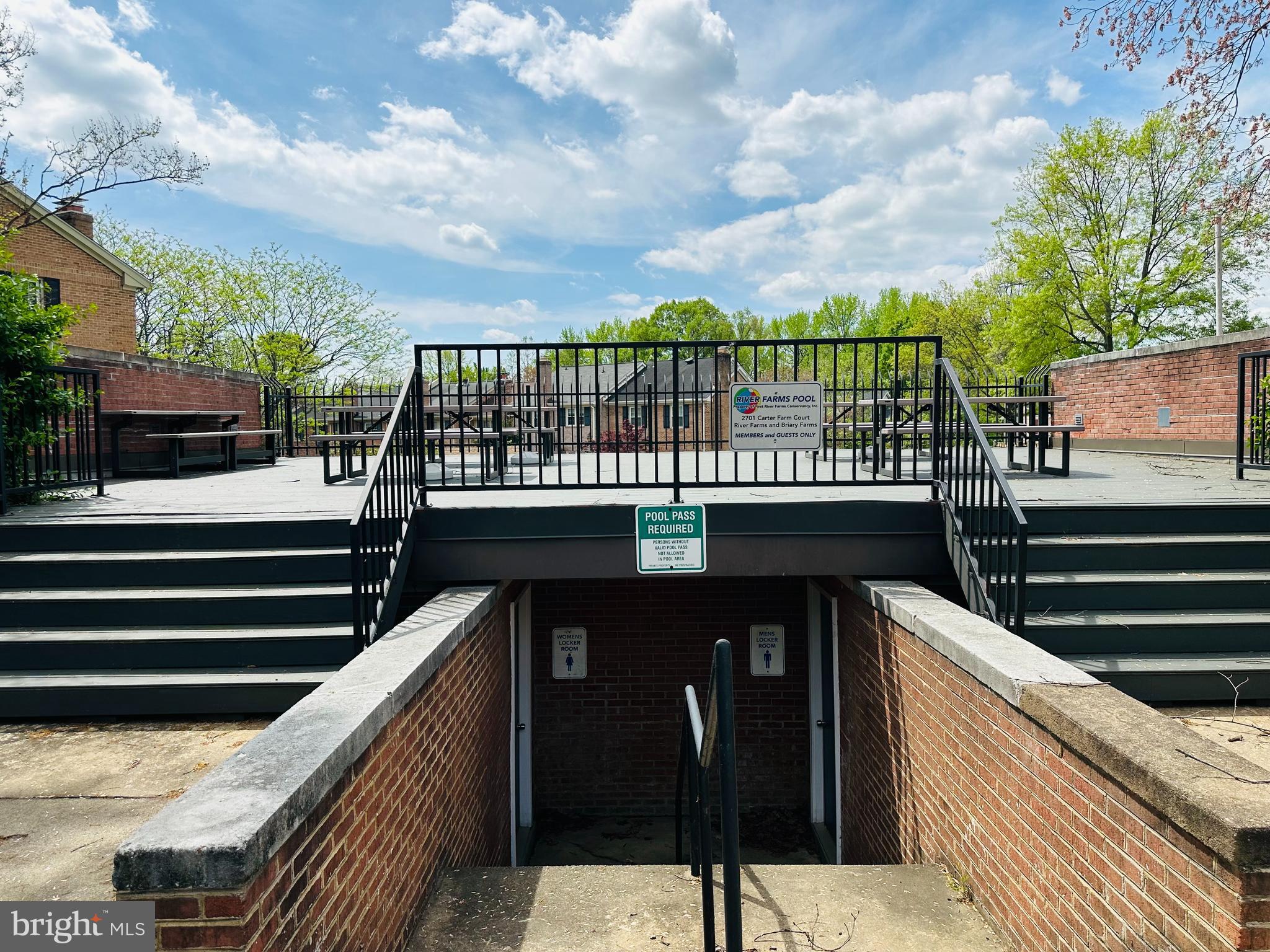 HUNTINGTON AT MT VERNON - Residential Lease