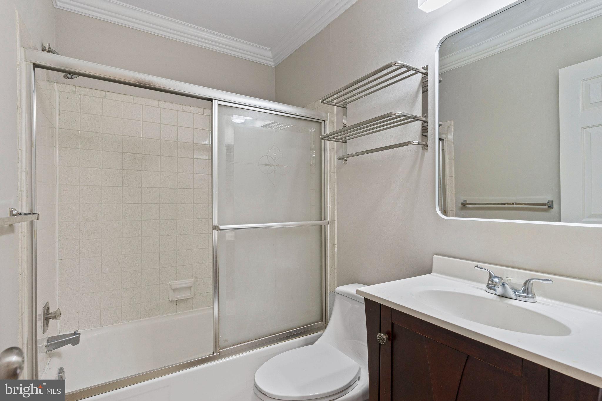 HUNTINGTON AT MT VERNON - Residential Lease