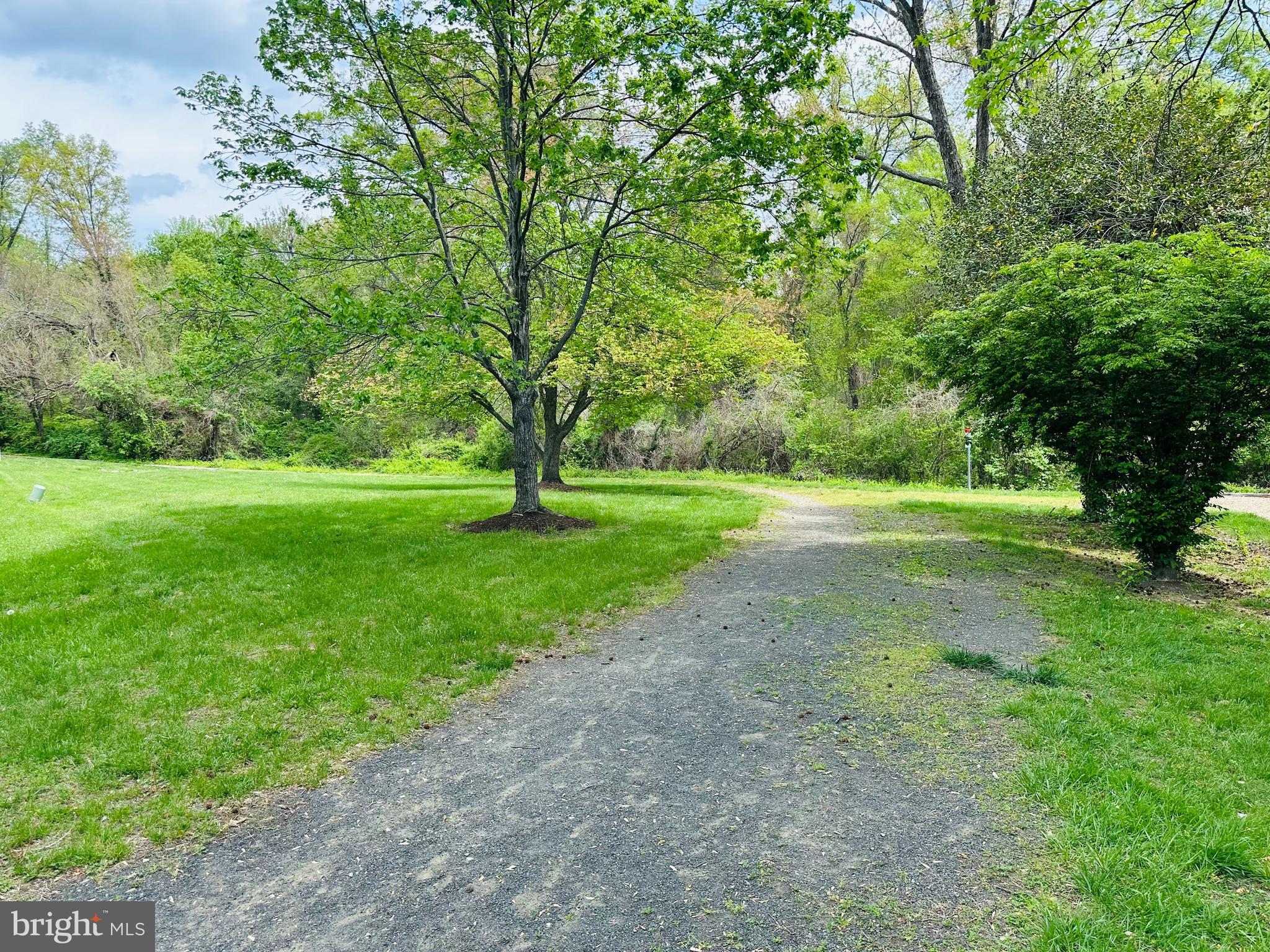 HUNTINGTON AT MT VERNON - Residential Lease