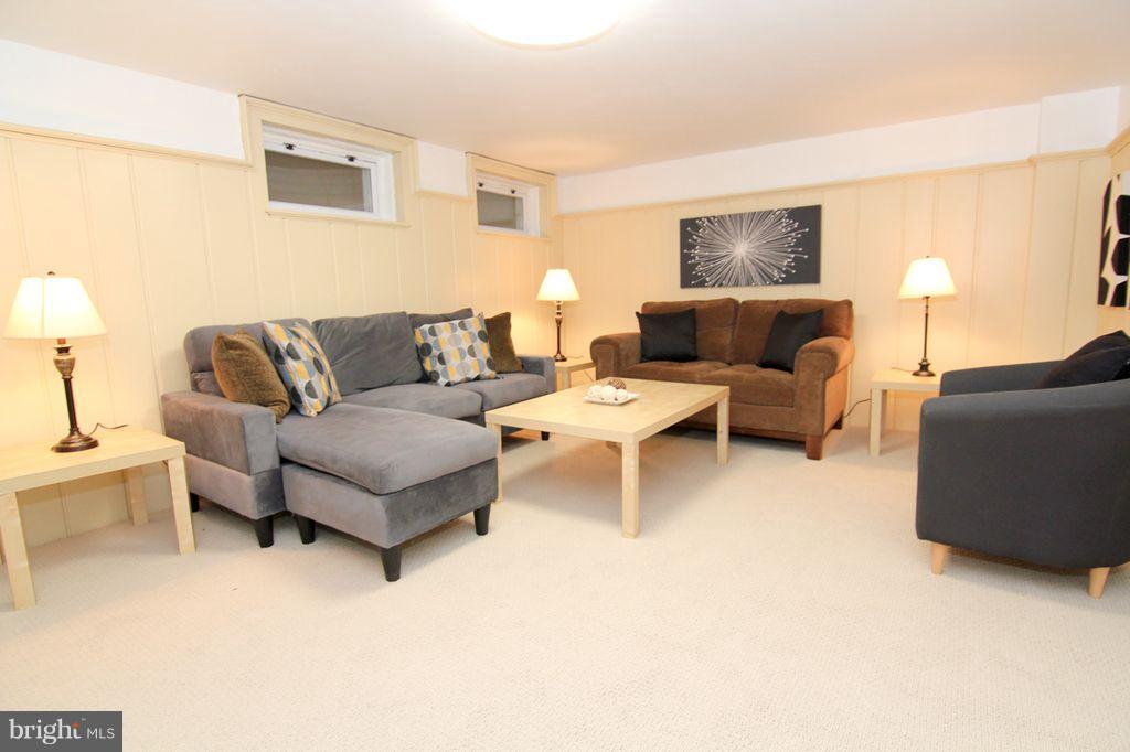 INDIAN SPRING CLUB ESTS - Residential