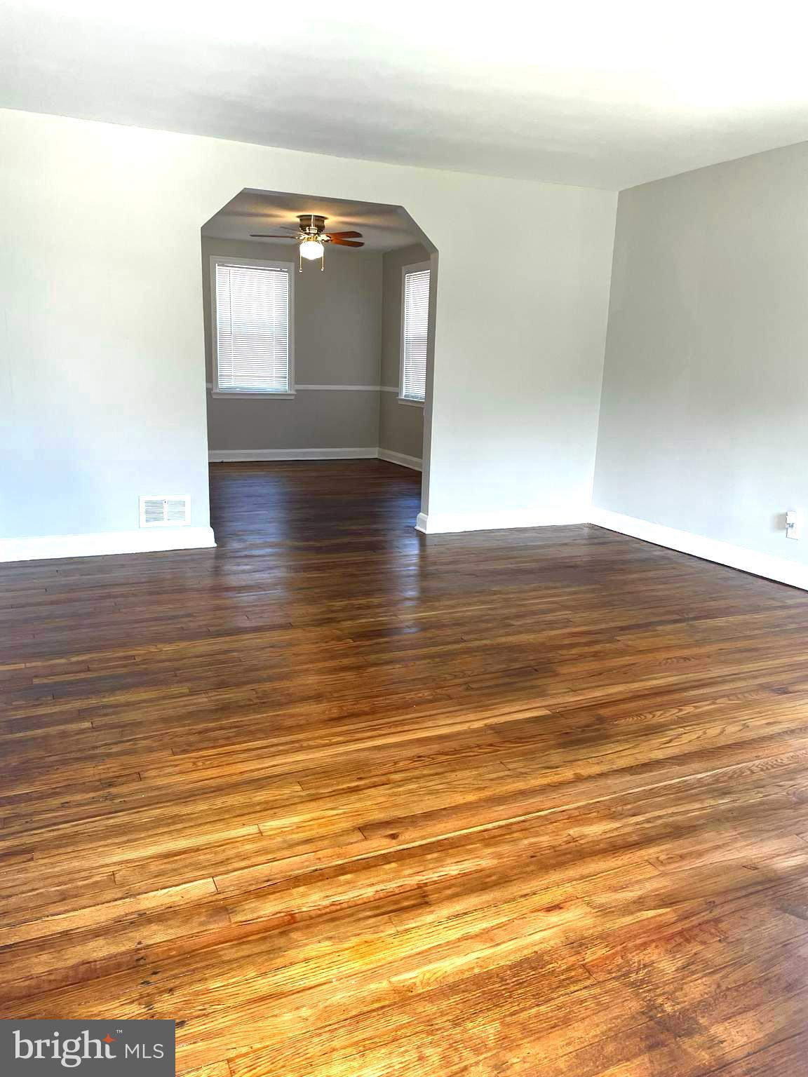 CHINQUAPIN PARK - Residential