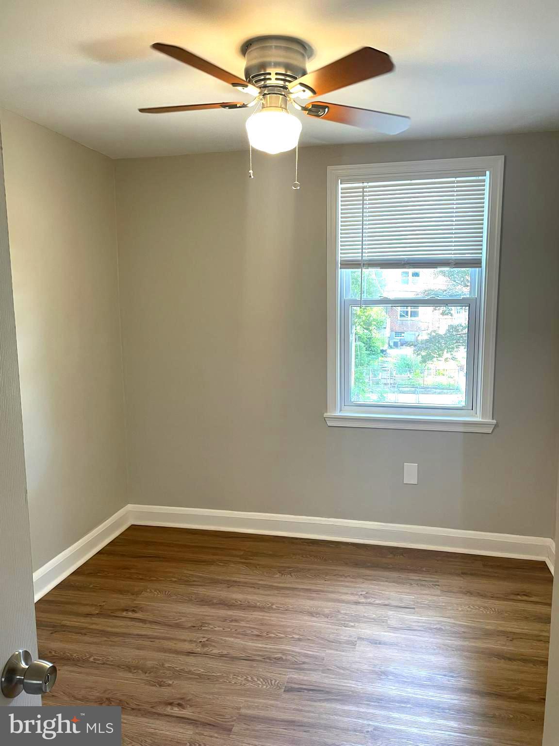 CHINQUAPIN PARK - Residential