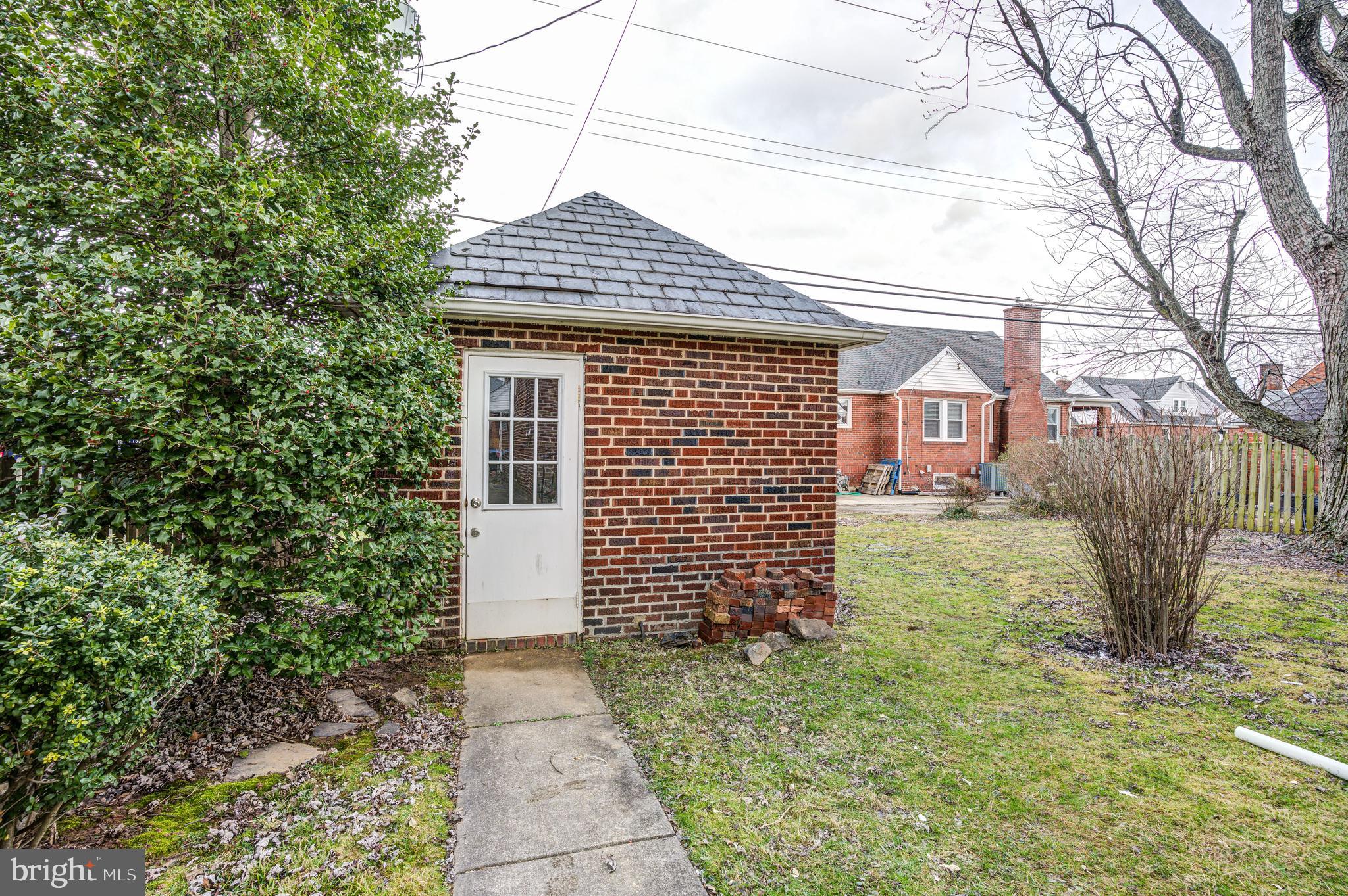 LAVENDER HILL - Residential