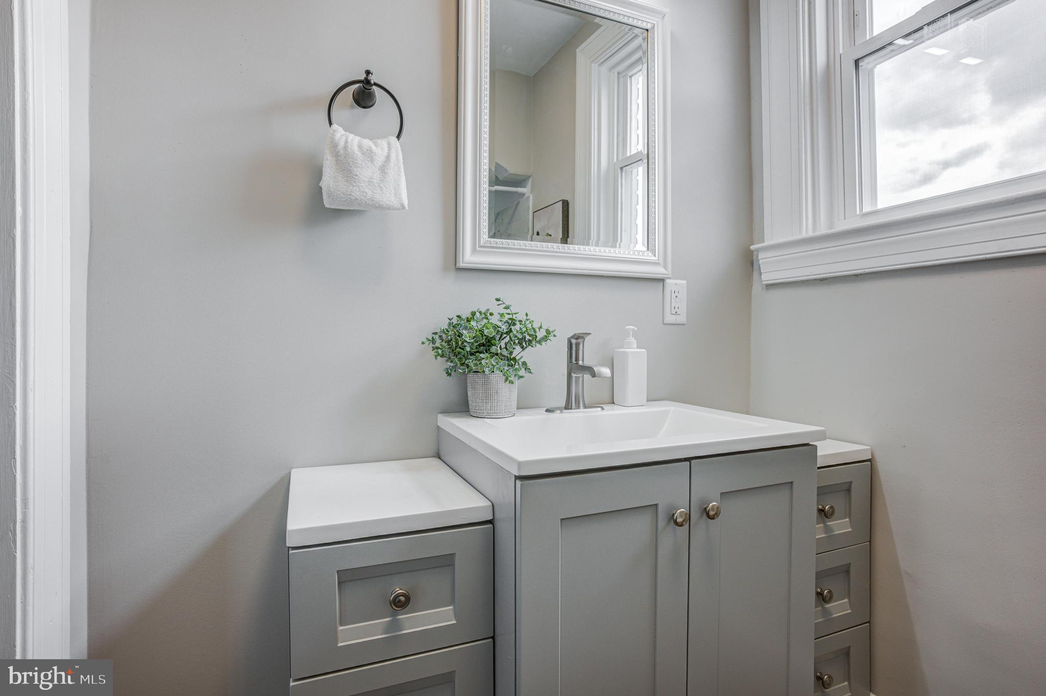 LAVENDER HILL - Residential