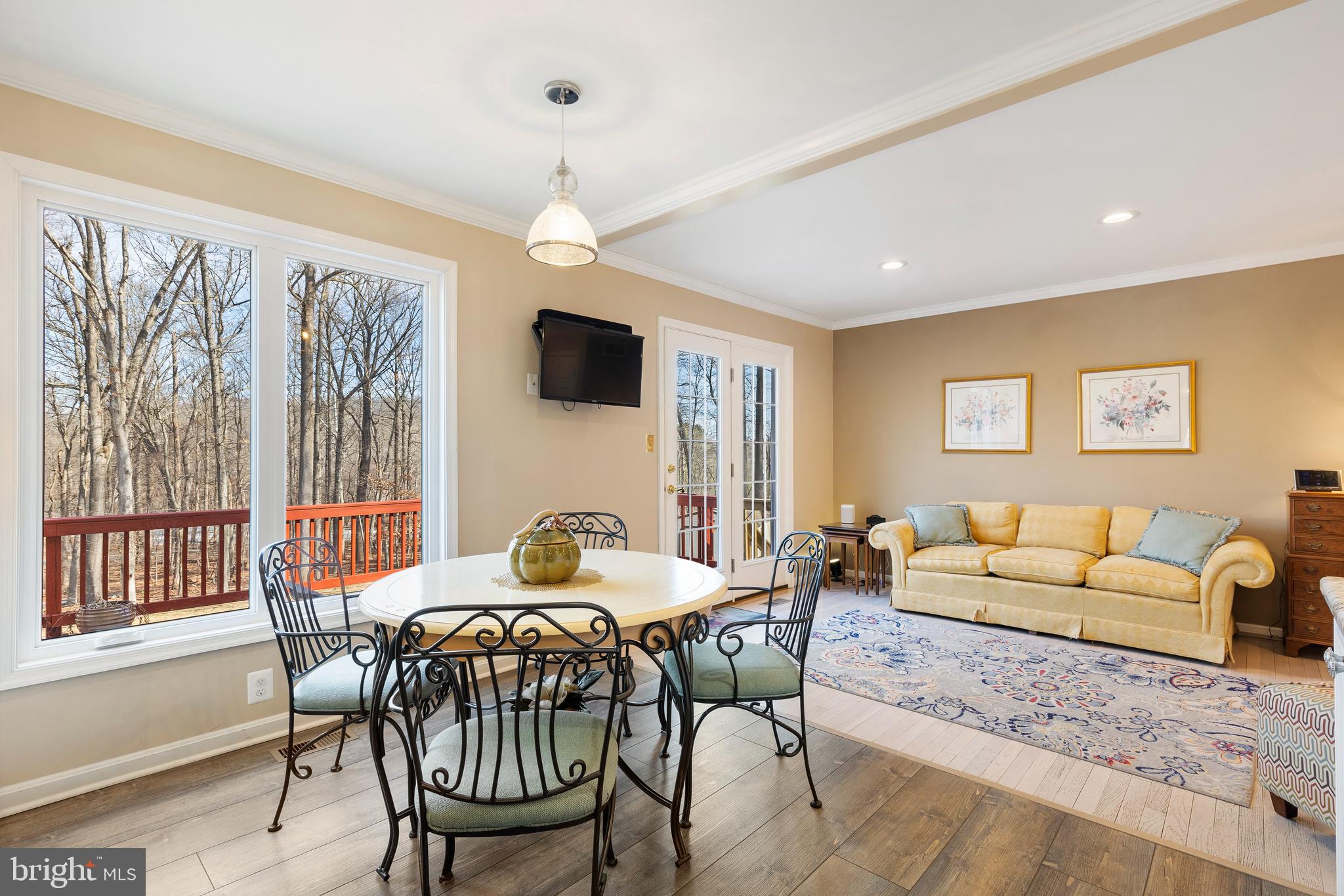 WOODLEAF - Residential