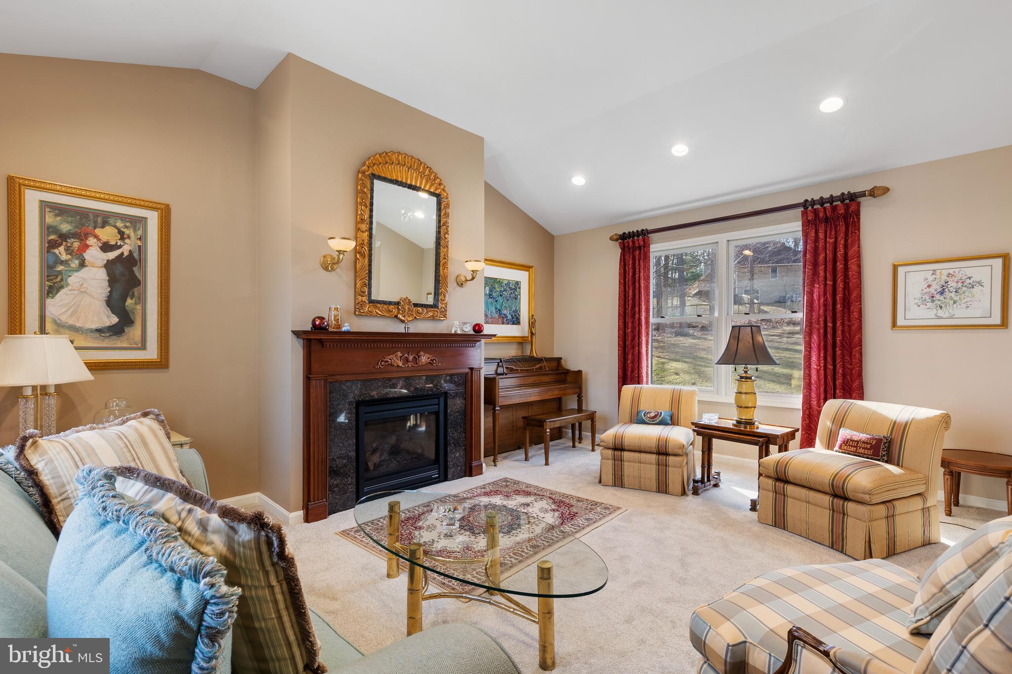 WOODLEAF - Residential