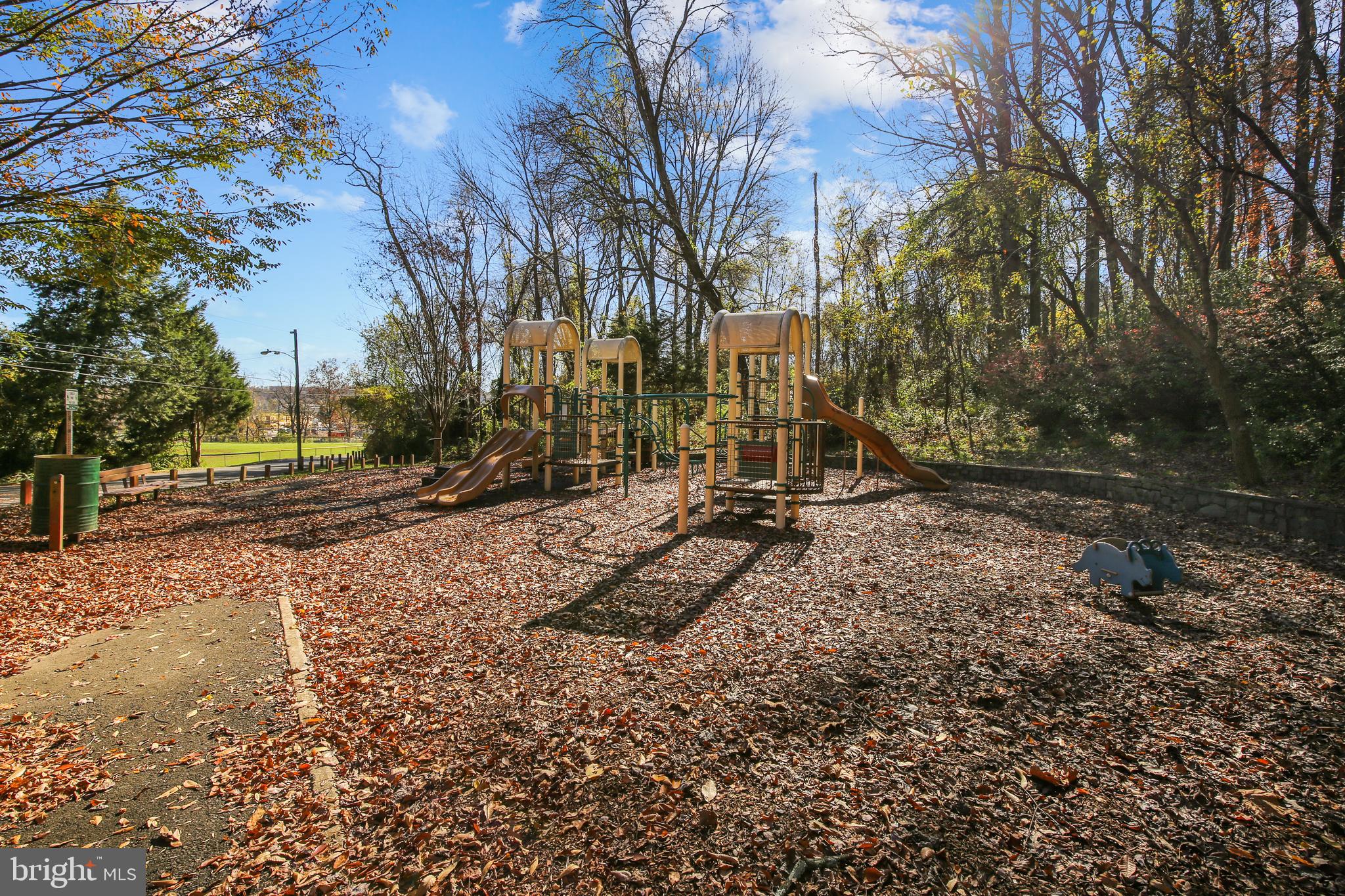 JEFFERSON GREEN - Residential