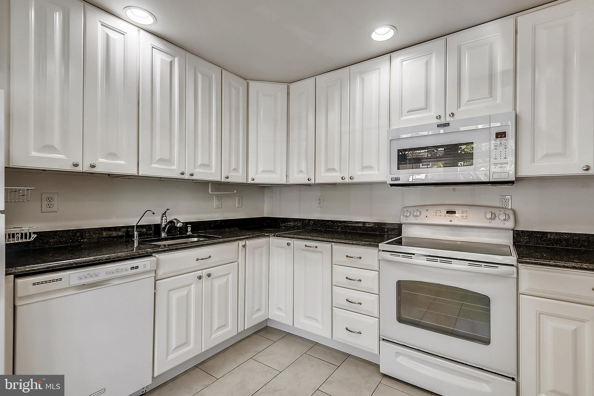 JEFFERSON GREEN - Residential