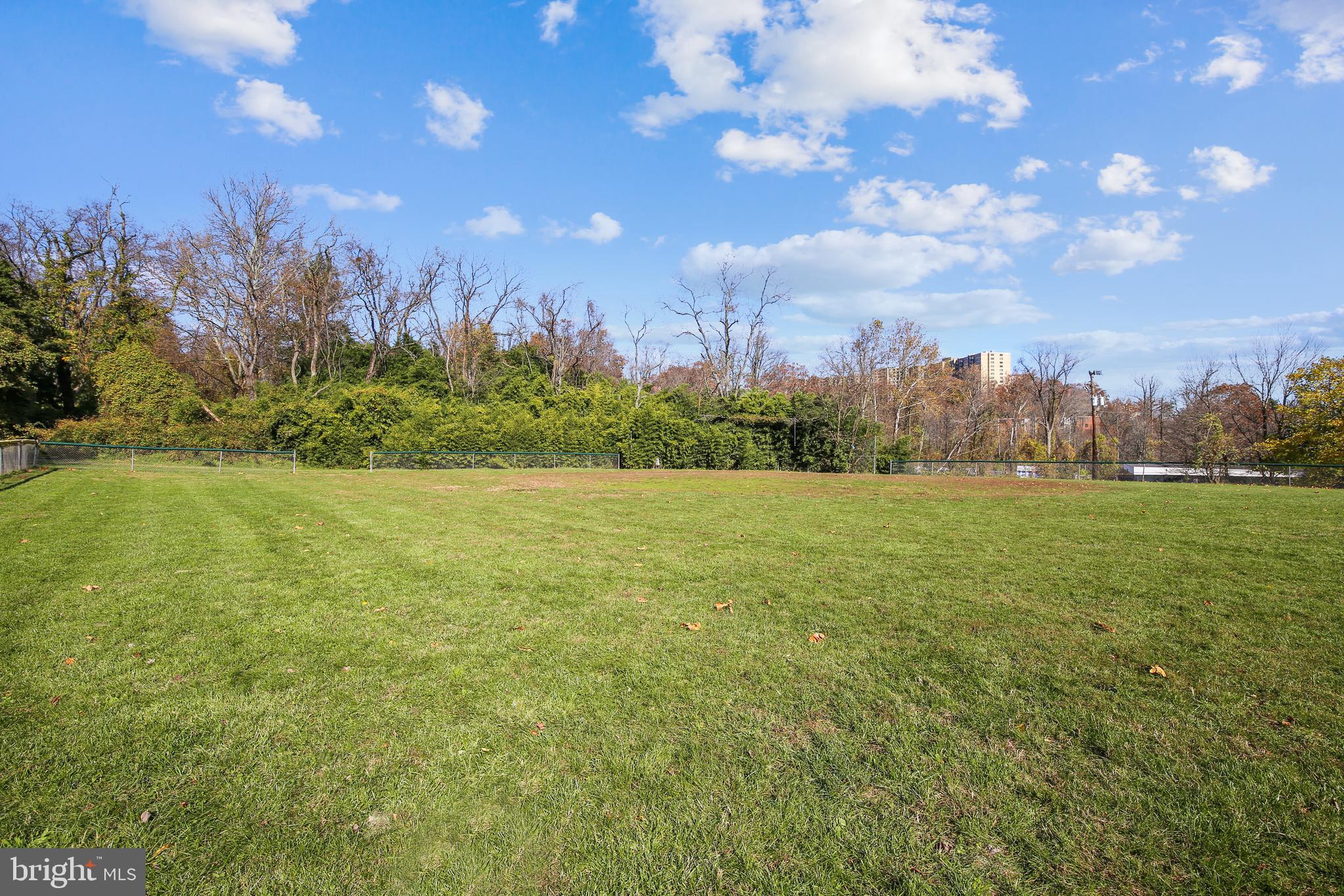 JEFFERSON GREEN - Residential