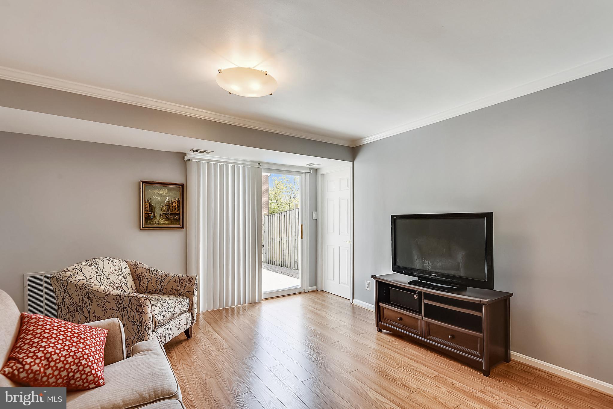 JEFFERSON GREEN - Residential