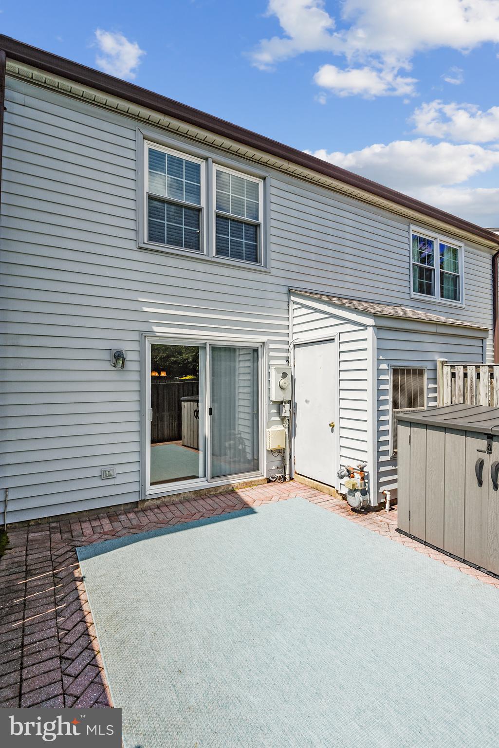 JEFFERSON GREEN - Residential