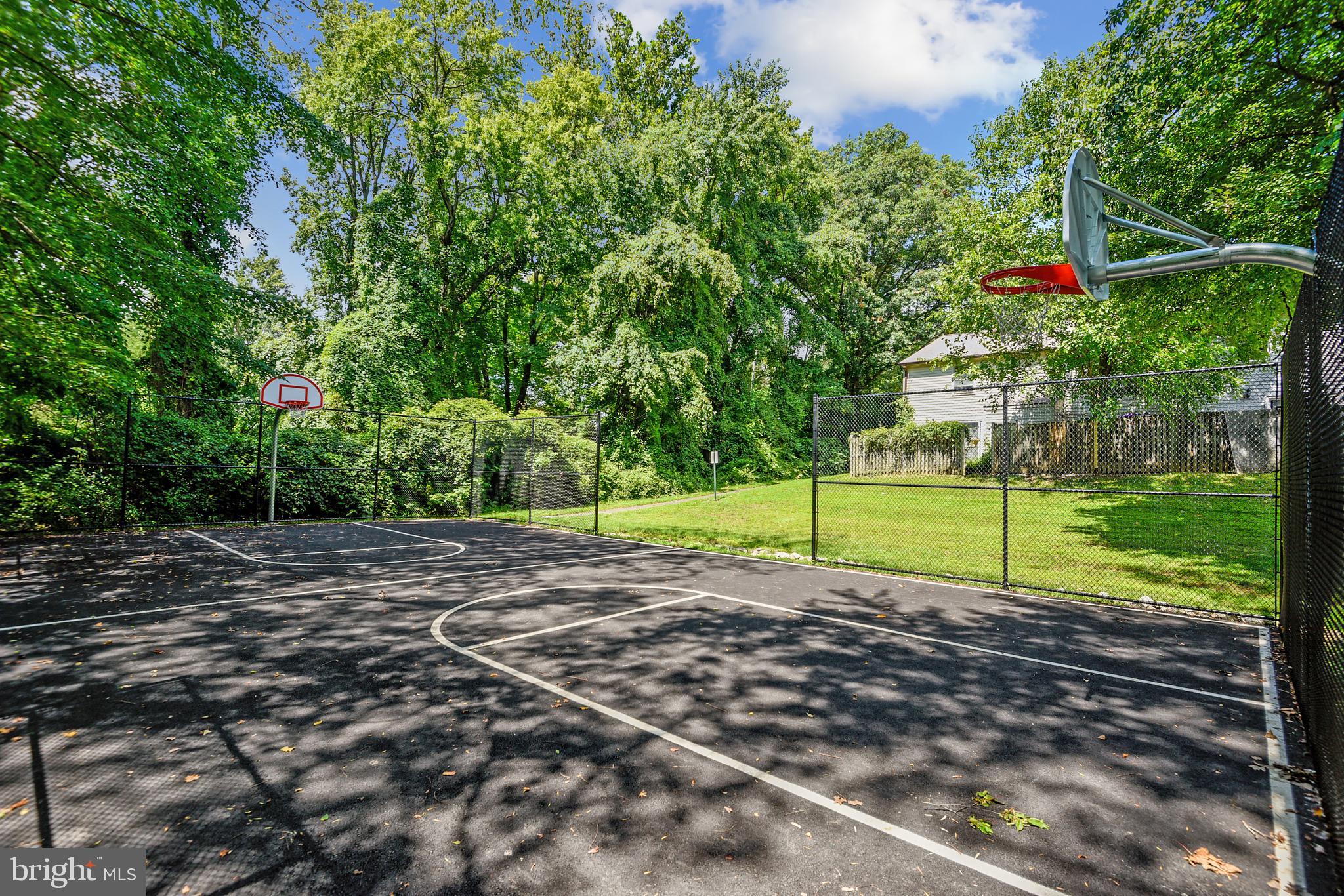 JEFFERSON GREEN - Residential