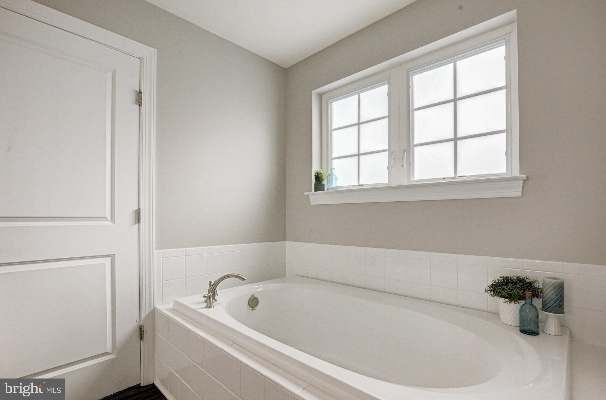 ROTHWELL ESTATES - Residential