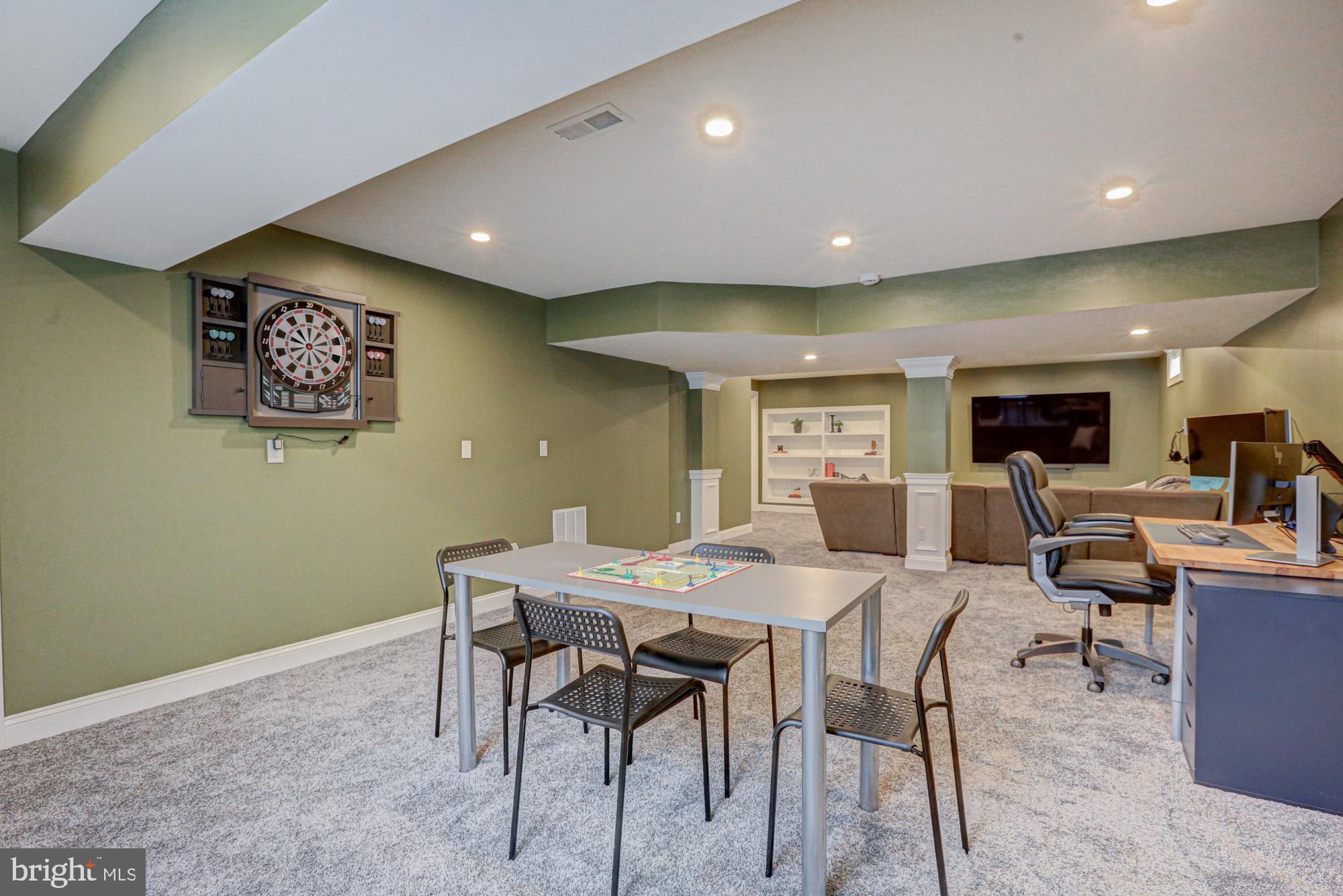 ROTHWELL ESTATES - Residential