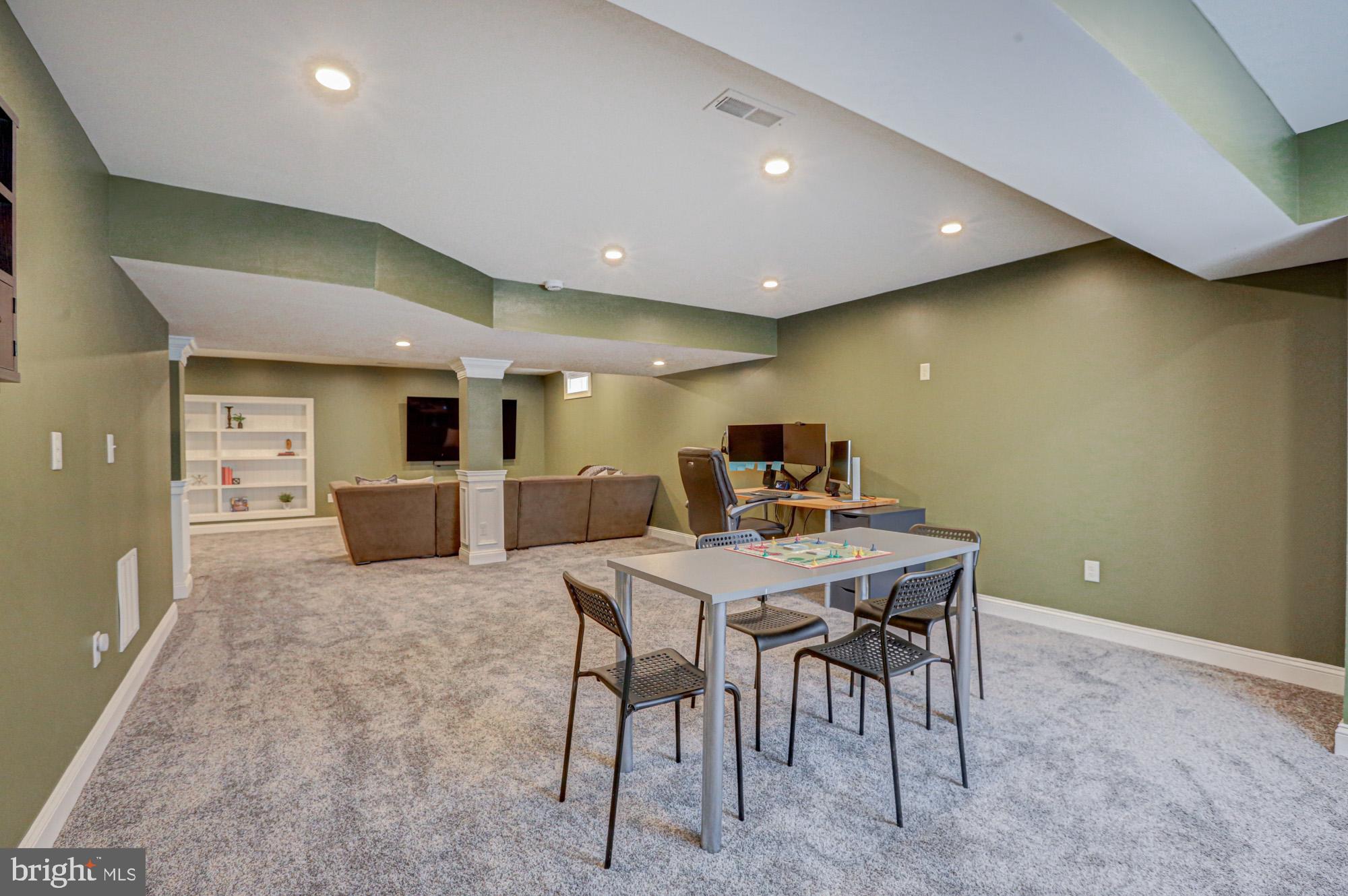 ROTHWELL ESTATES - Residential