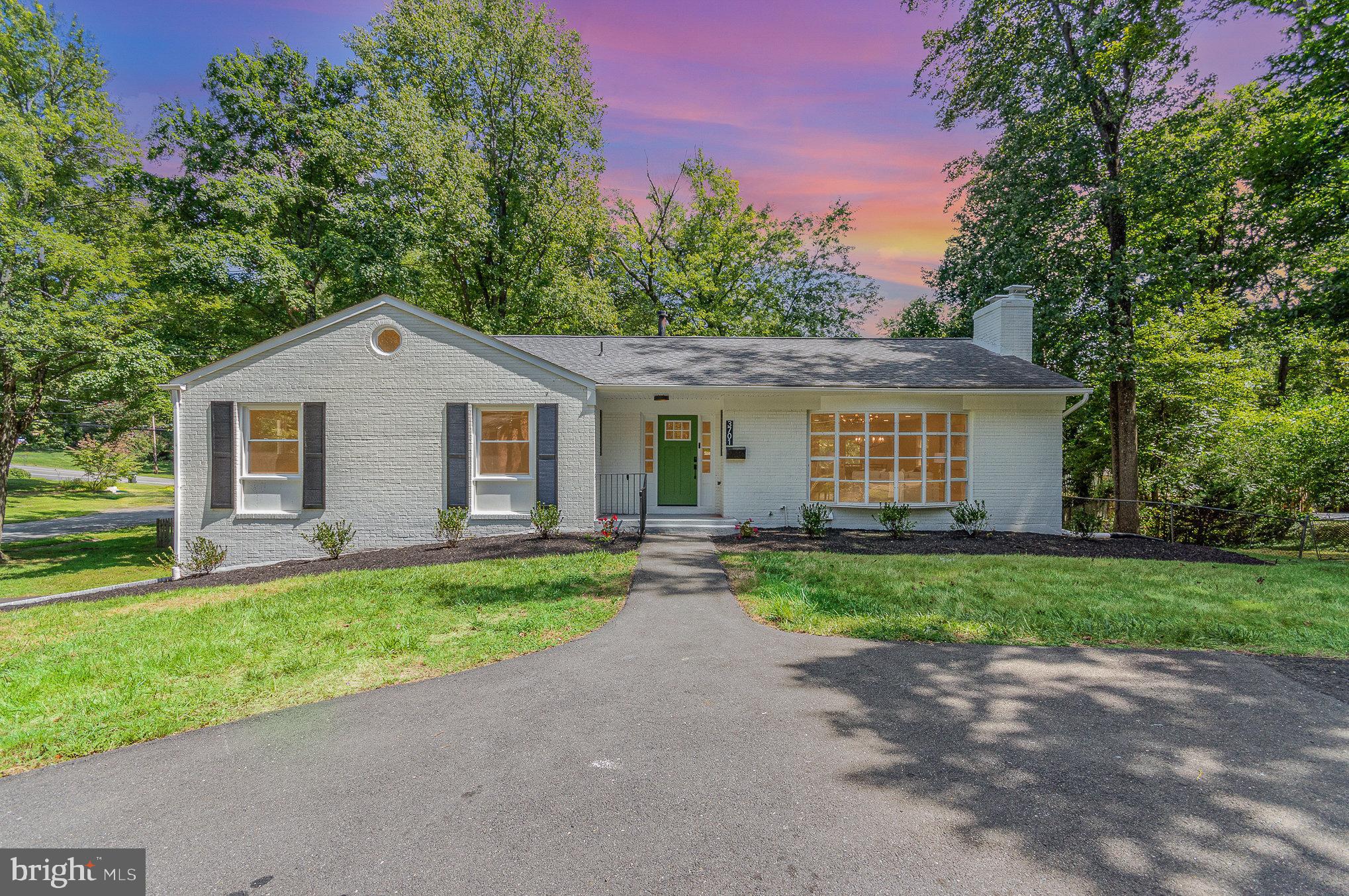 MANTUA HILLS - Residential