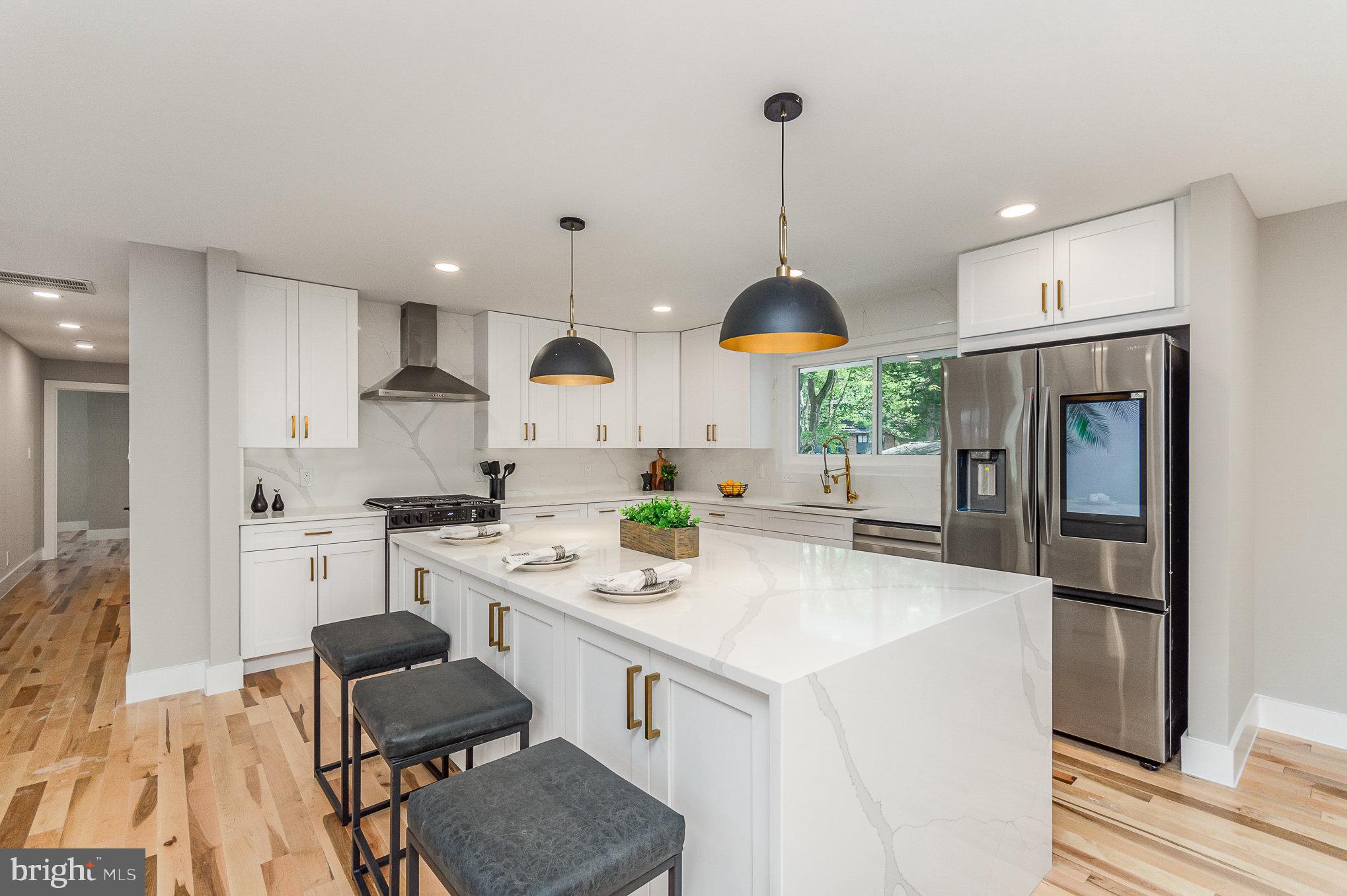 MANTUA HILLS - Residential