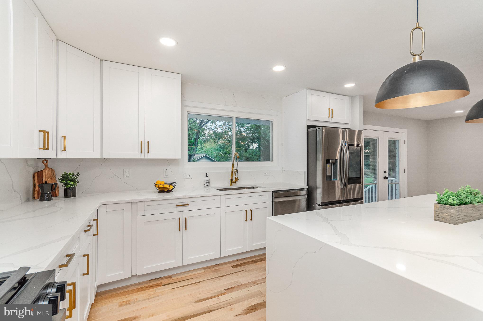 MANTUA HILLS - Residential