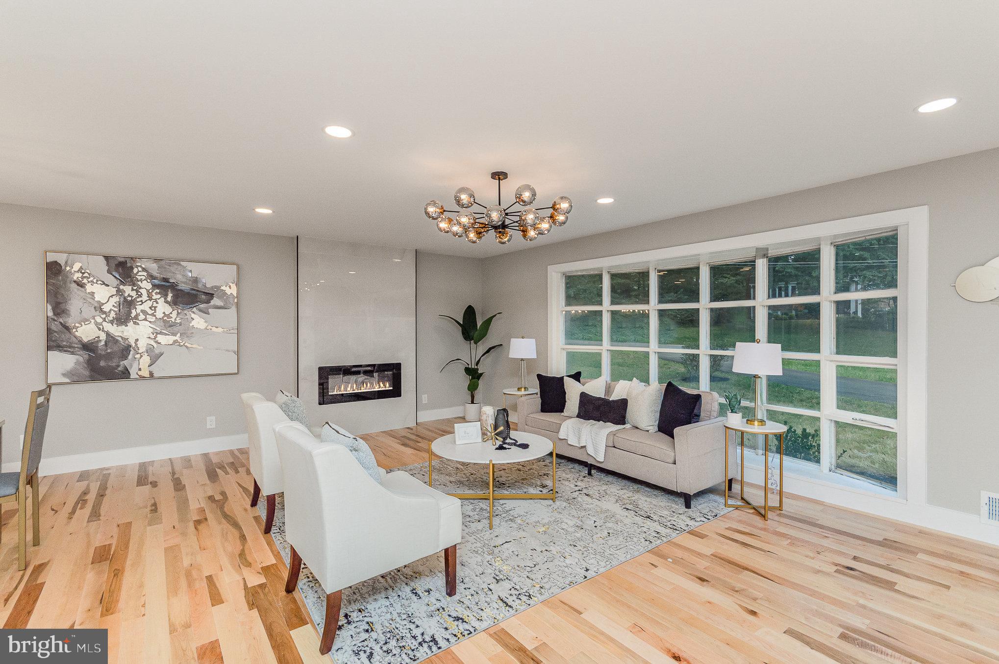 MANTUA HILLS - Residential