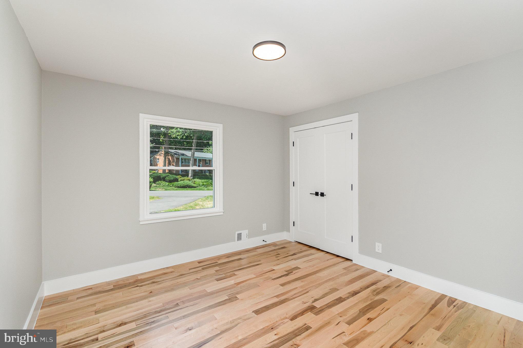 MANTUA HILLS - Residential